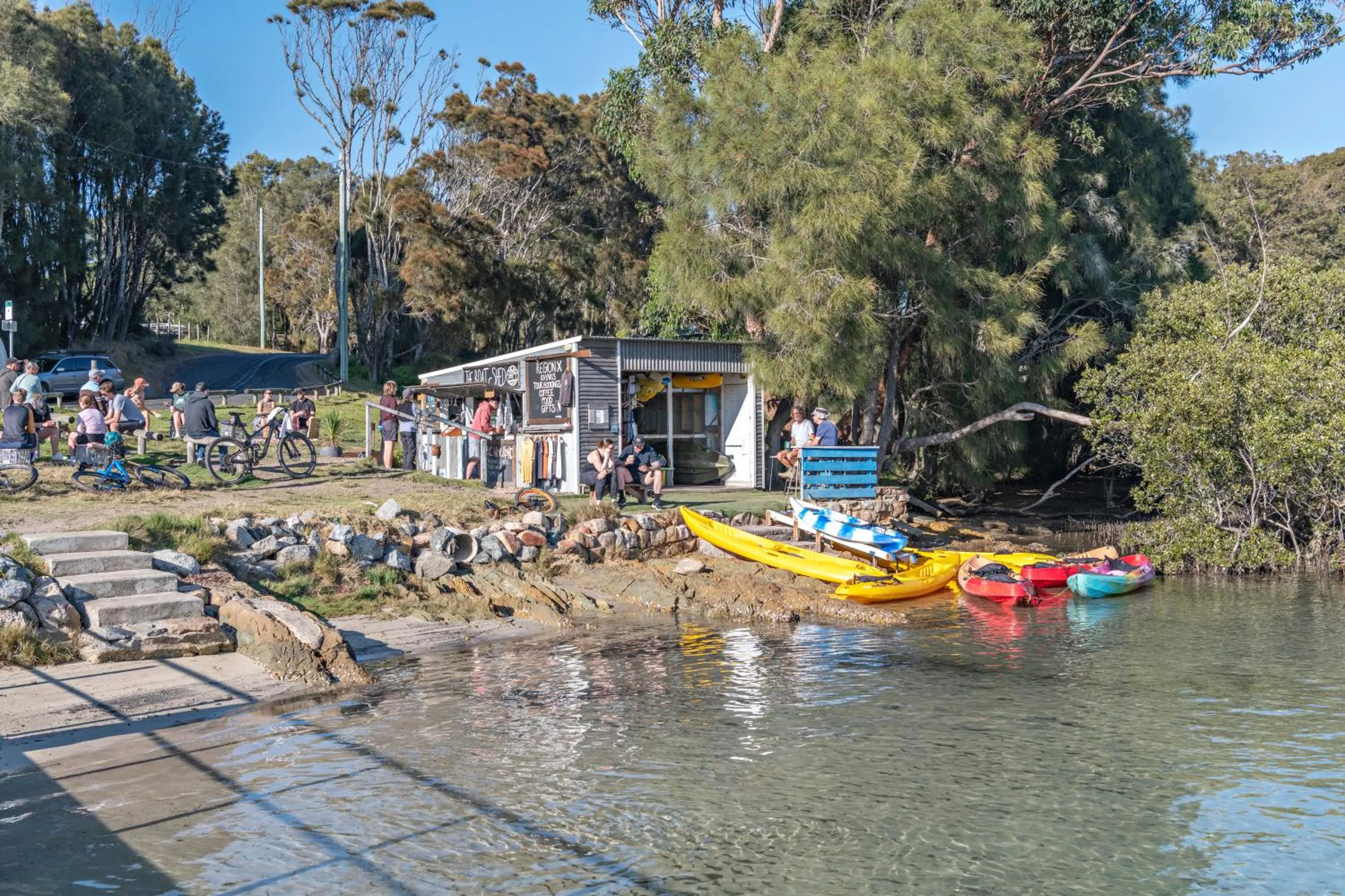 Canoeing in Barlings Beach Holiday Park