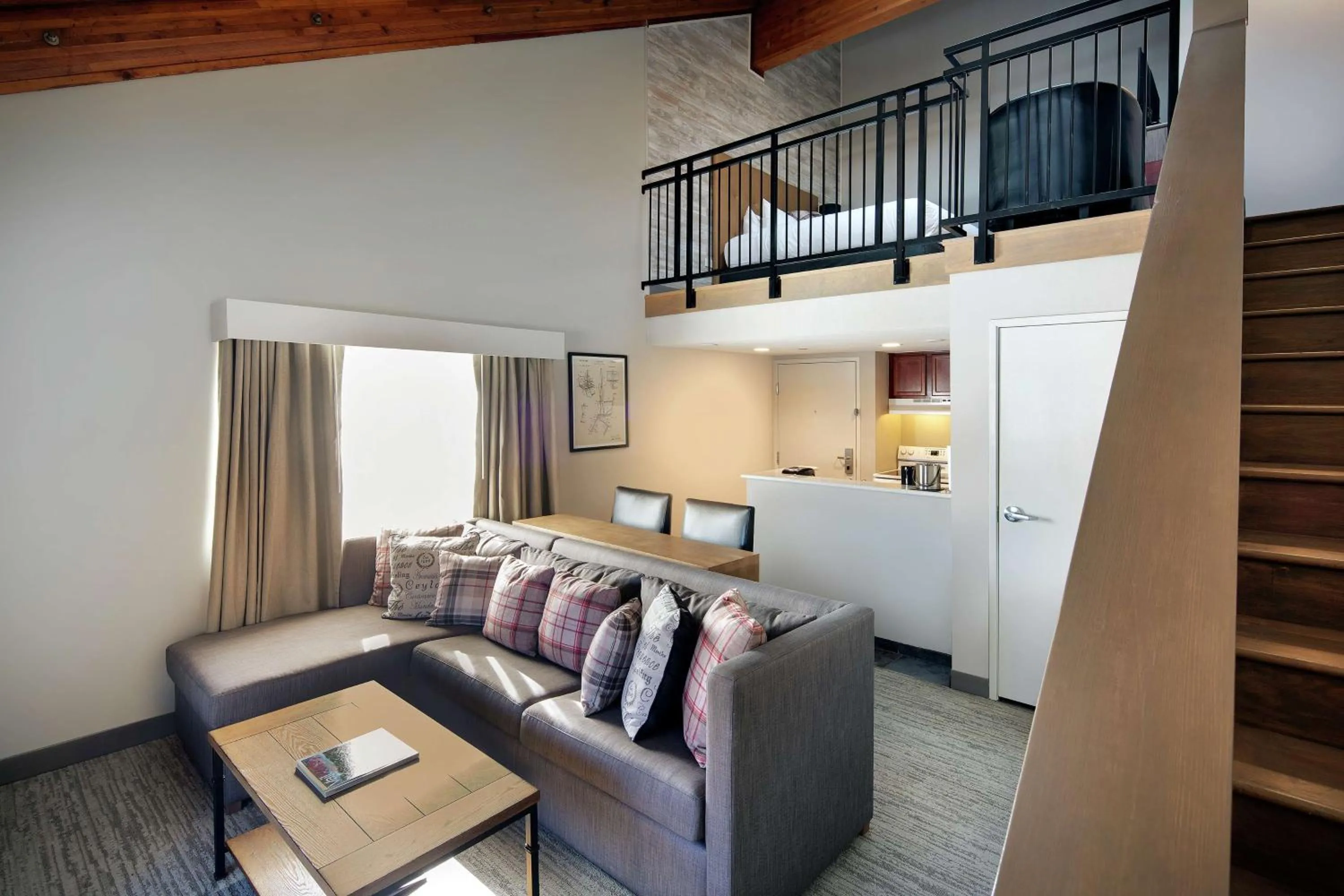 Living room in Highline Vail - a DoubleTree by Hilton