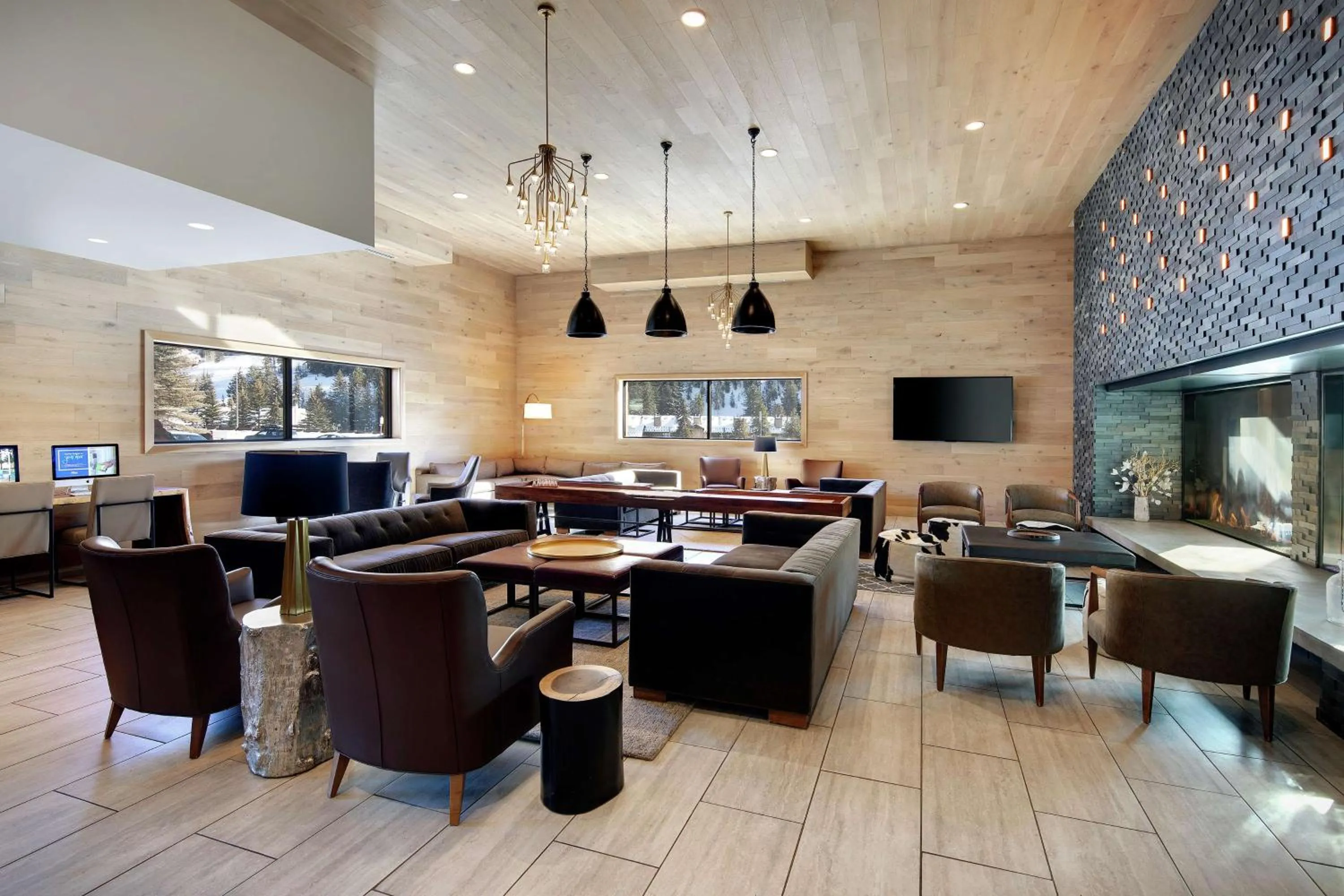 Lobby or reception in Highline Vail - a DoubleTree by Hilton