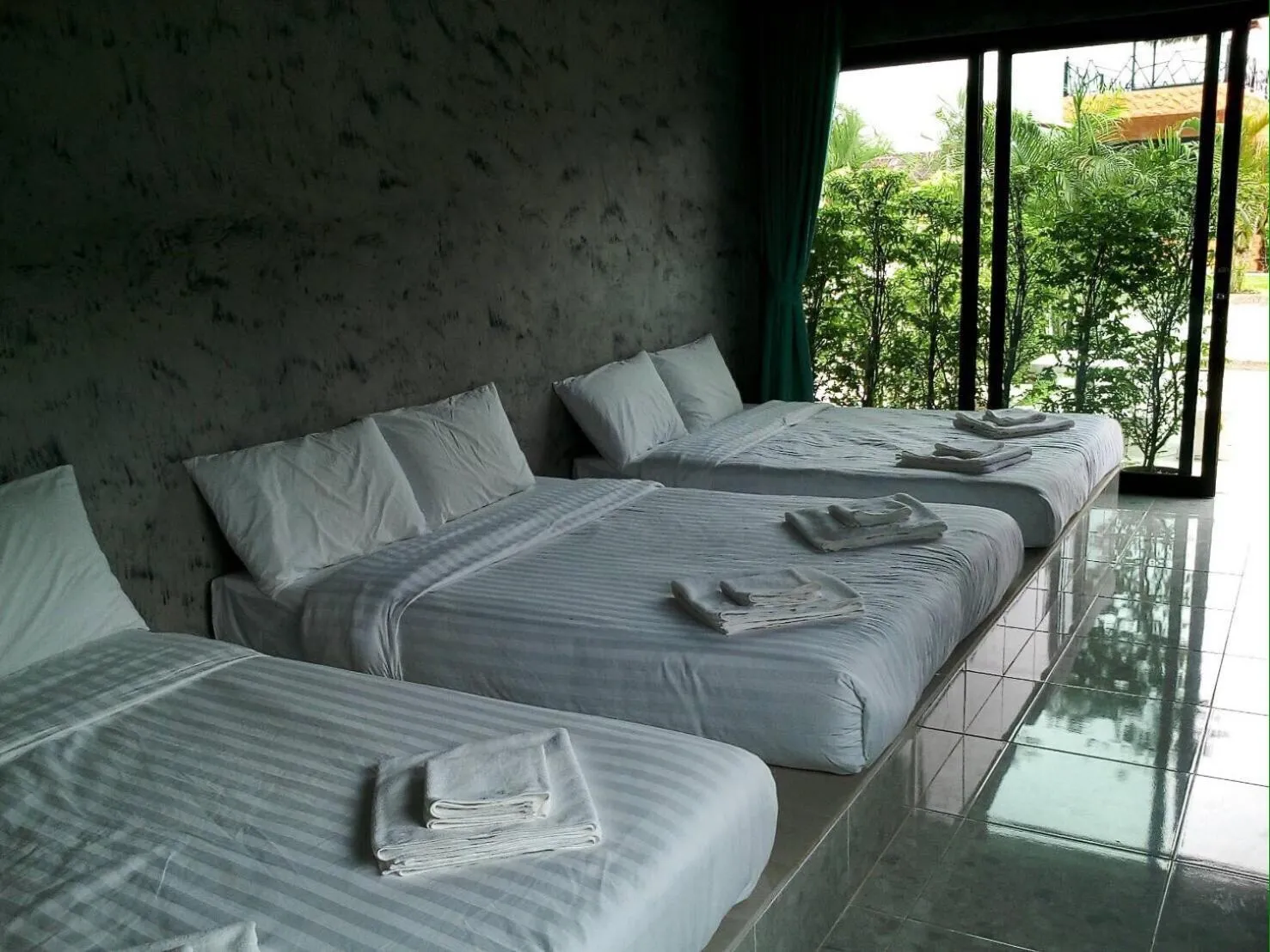 Bed in ไอรัก รีสอร์ท อ่าวมะนาว