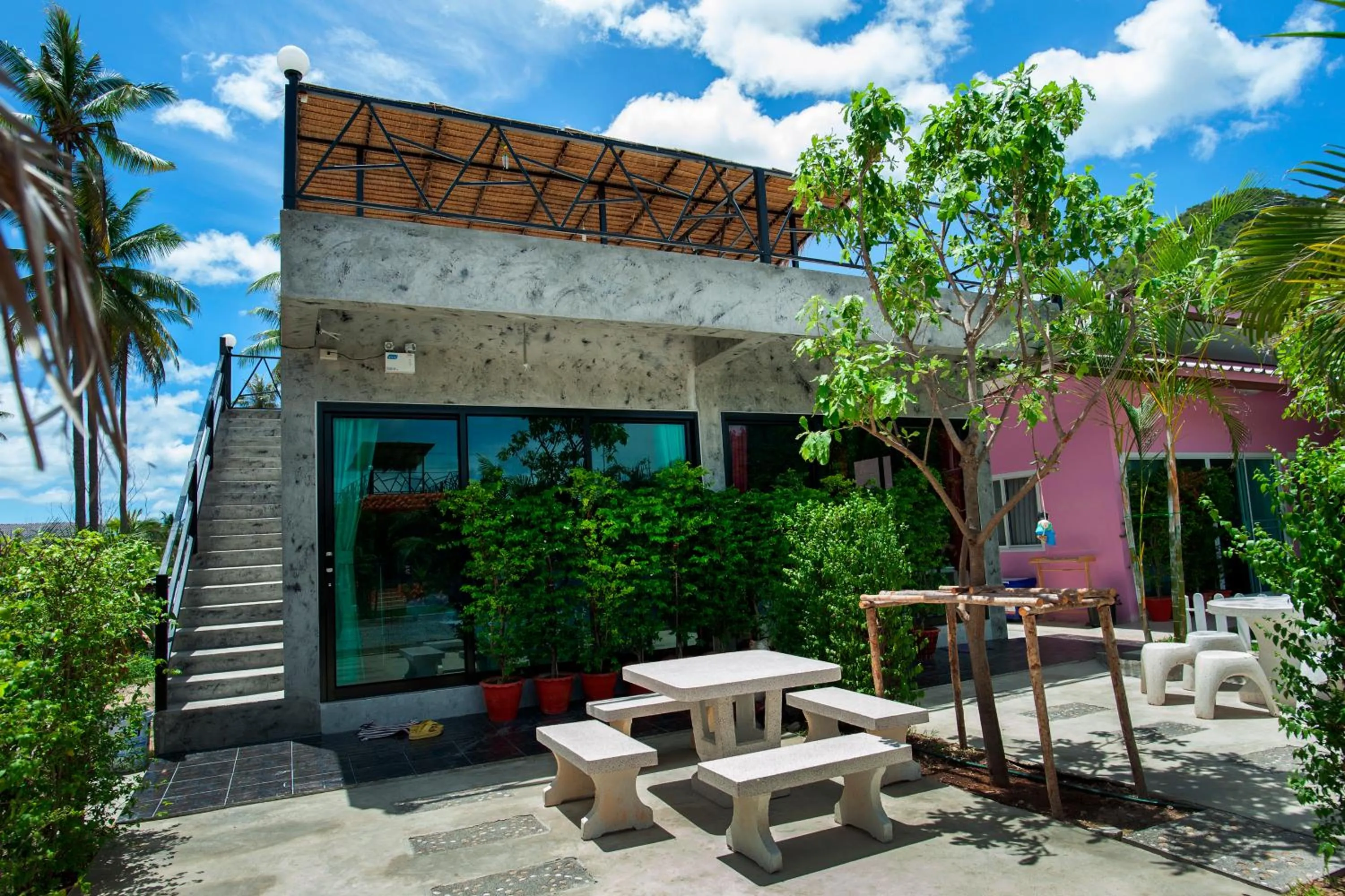 ไอรัก รีสอร์ท อ่าวมะนาว