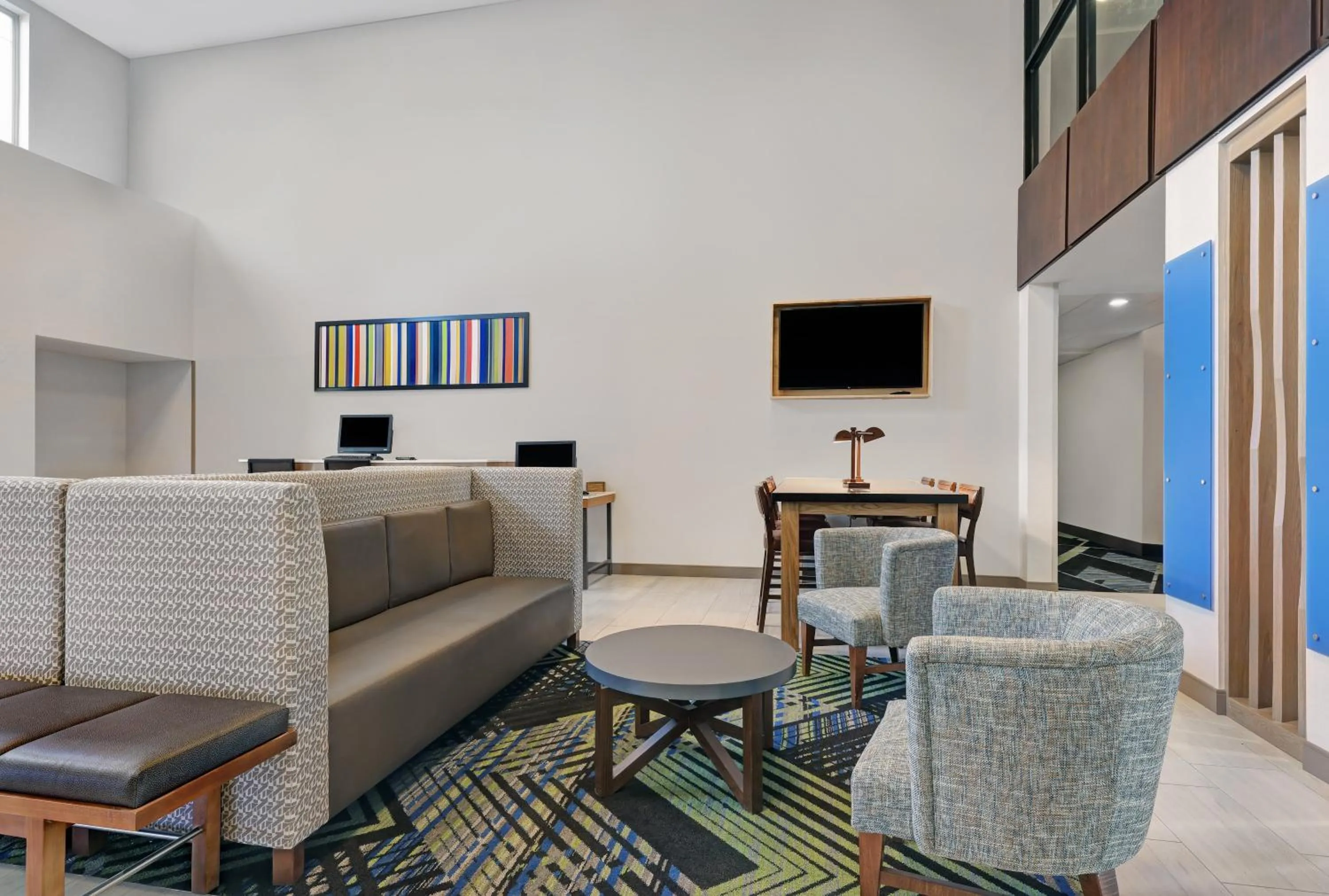 Property building in Holiday Inn Express Newport by IHG