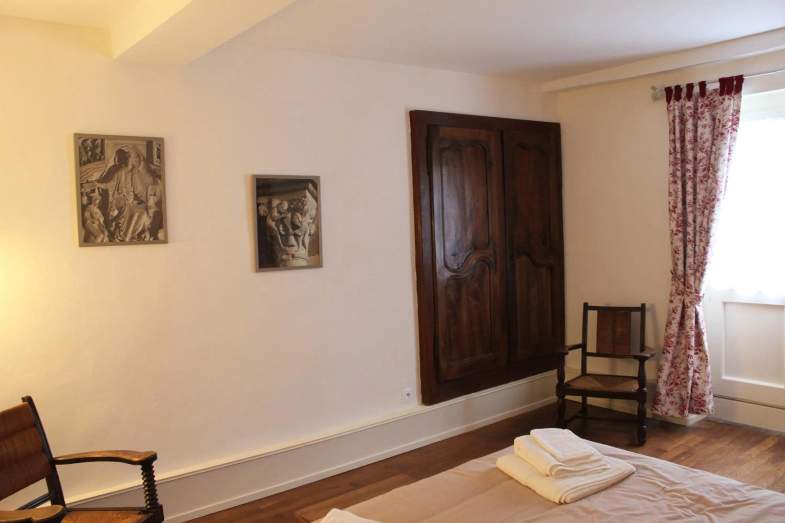 Bedroom in Cellier de l'abbaye - L'Ermitage