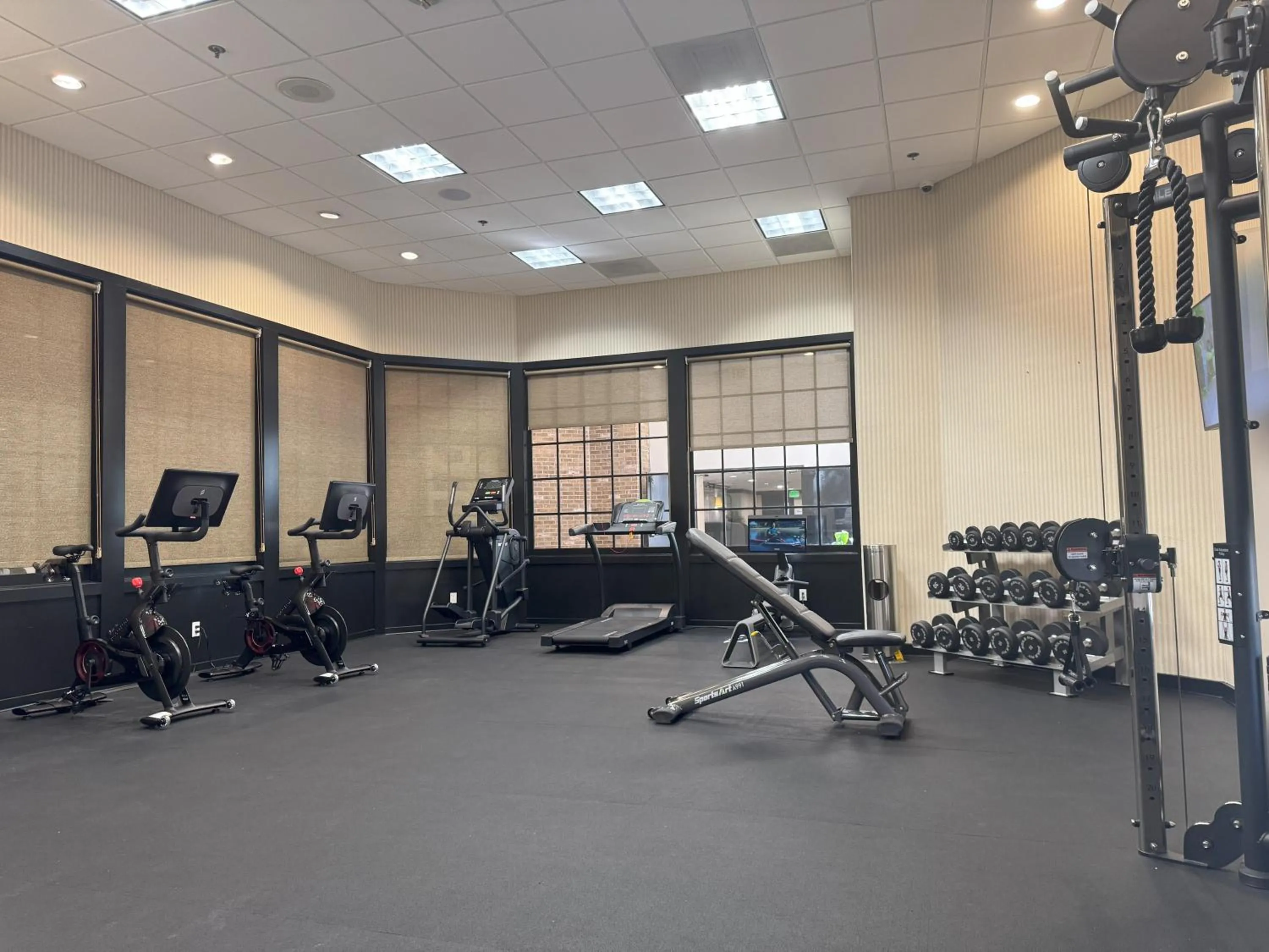 Fitness centre/facilities in Hotel Burbank