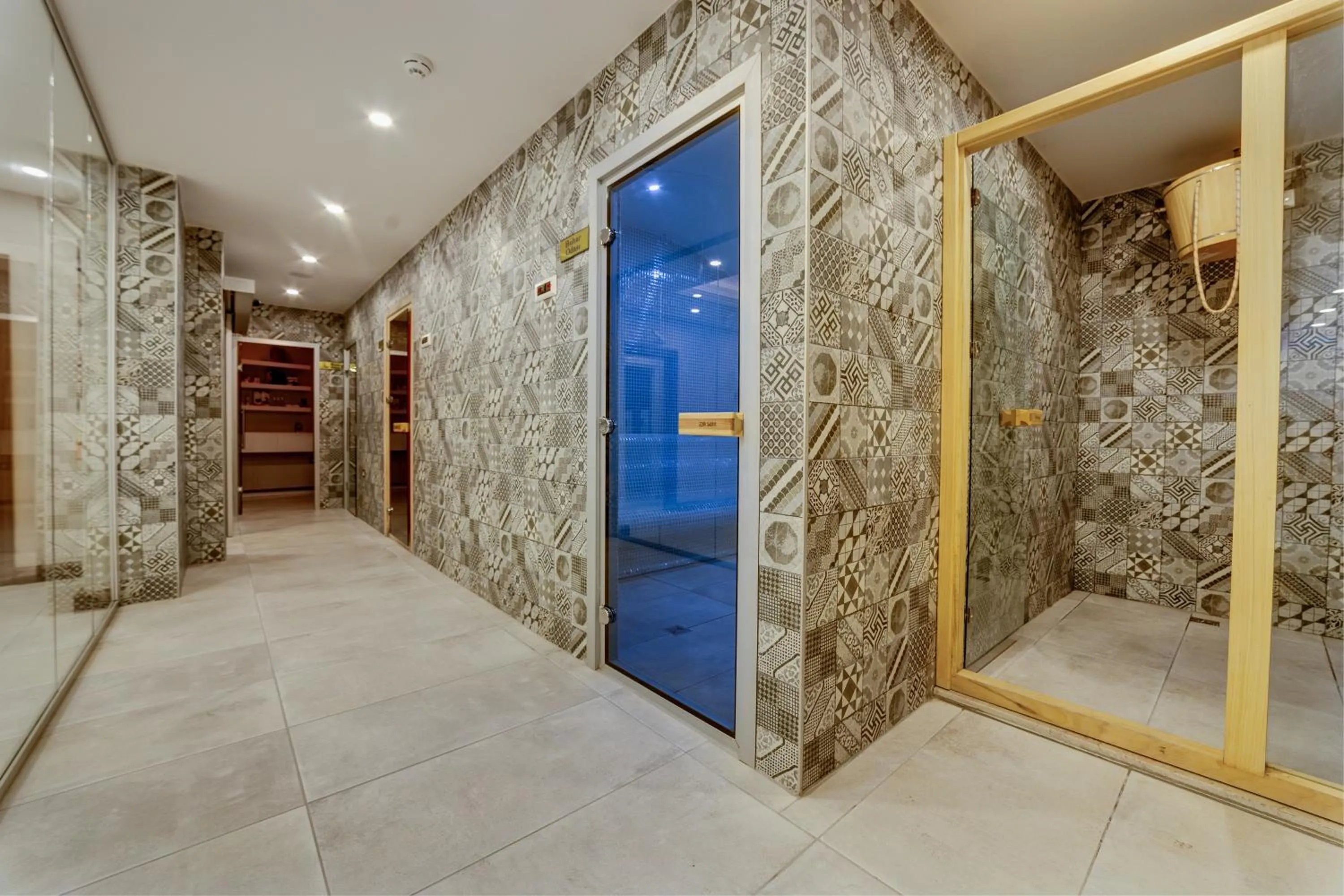 Spa and wellness centre/facilities in The Menord Hotel