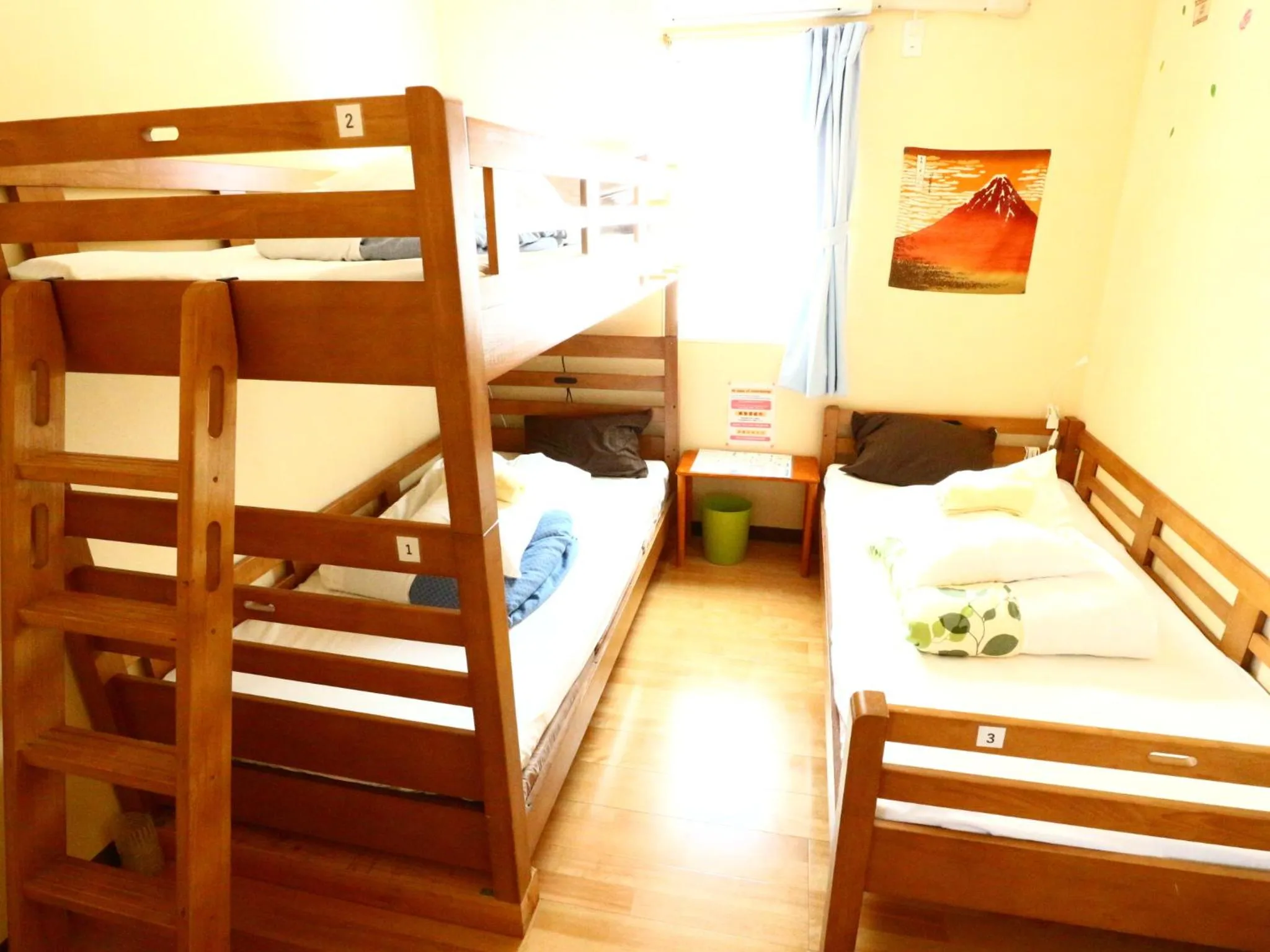 bunk bed, Bed in ホステル富士山 結