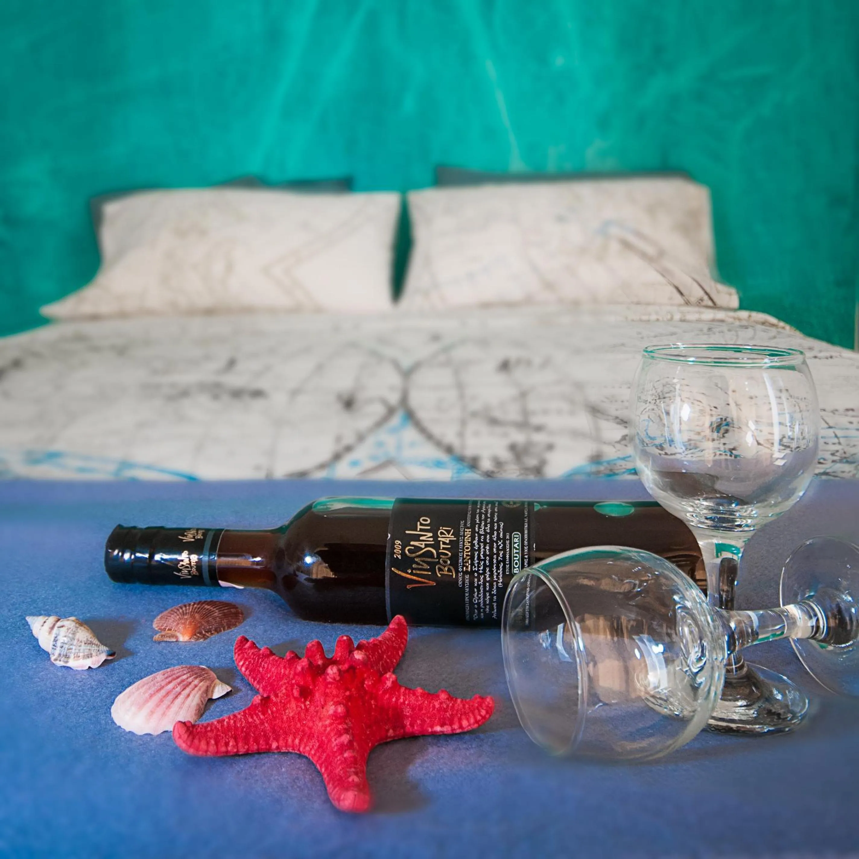 Bedroom, Bed in Blue Dream - Santorini
