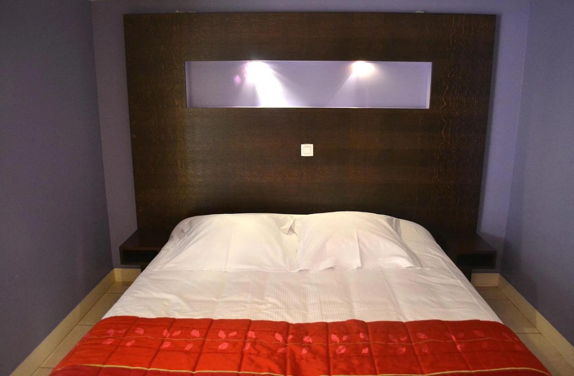 Bed in Hôtel la Scala