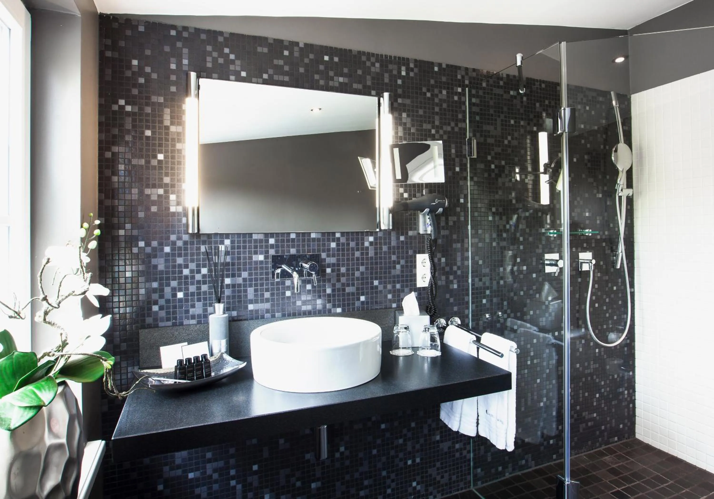 Bathroom in Hotel du Nord, Hamburg-Volksdorf