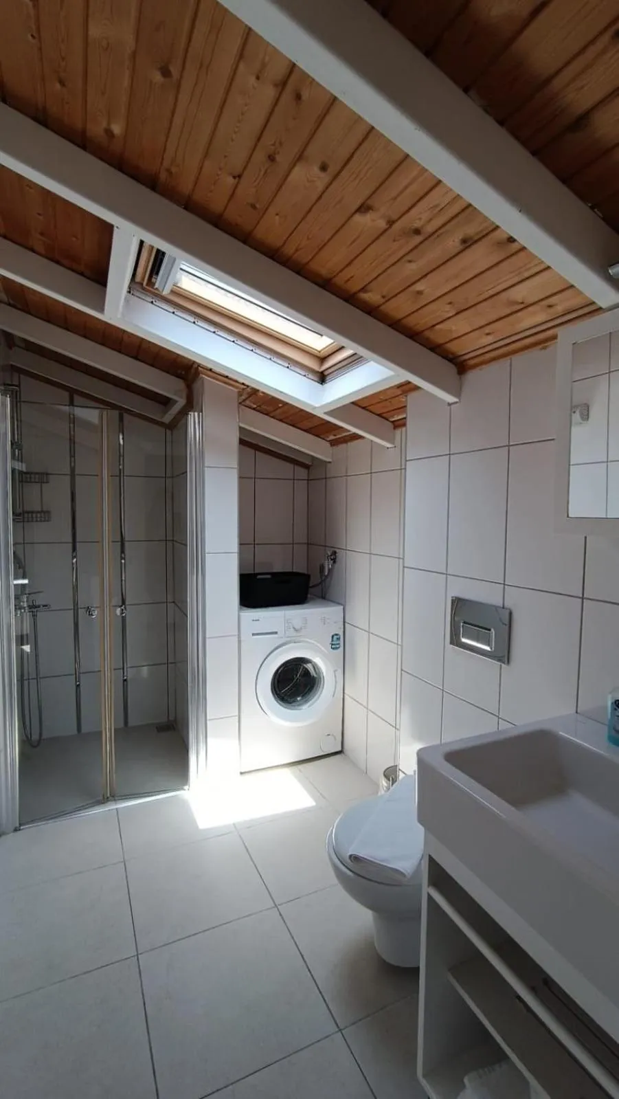 Bathroom, Bed in Erdem City Apart