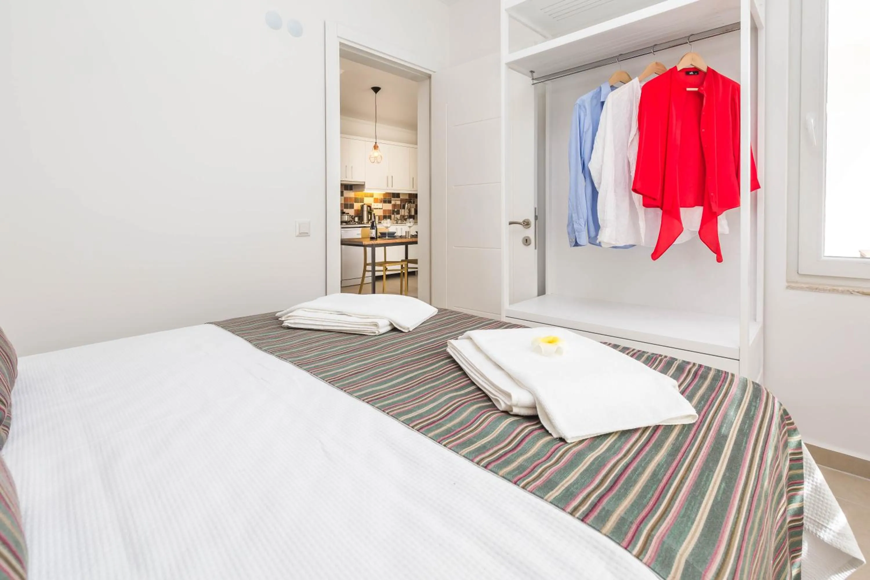 Decorative detail, Bed in Erdem City Apart