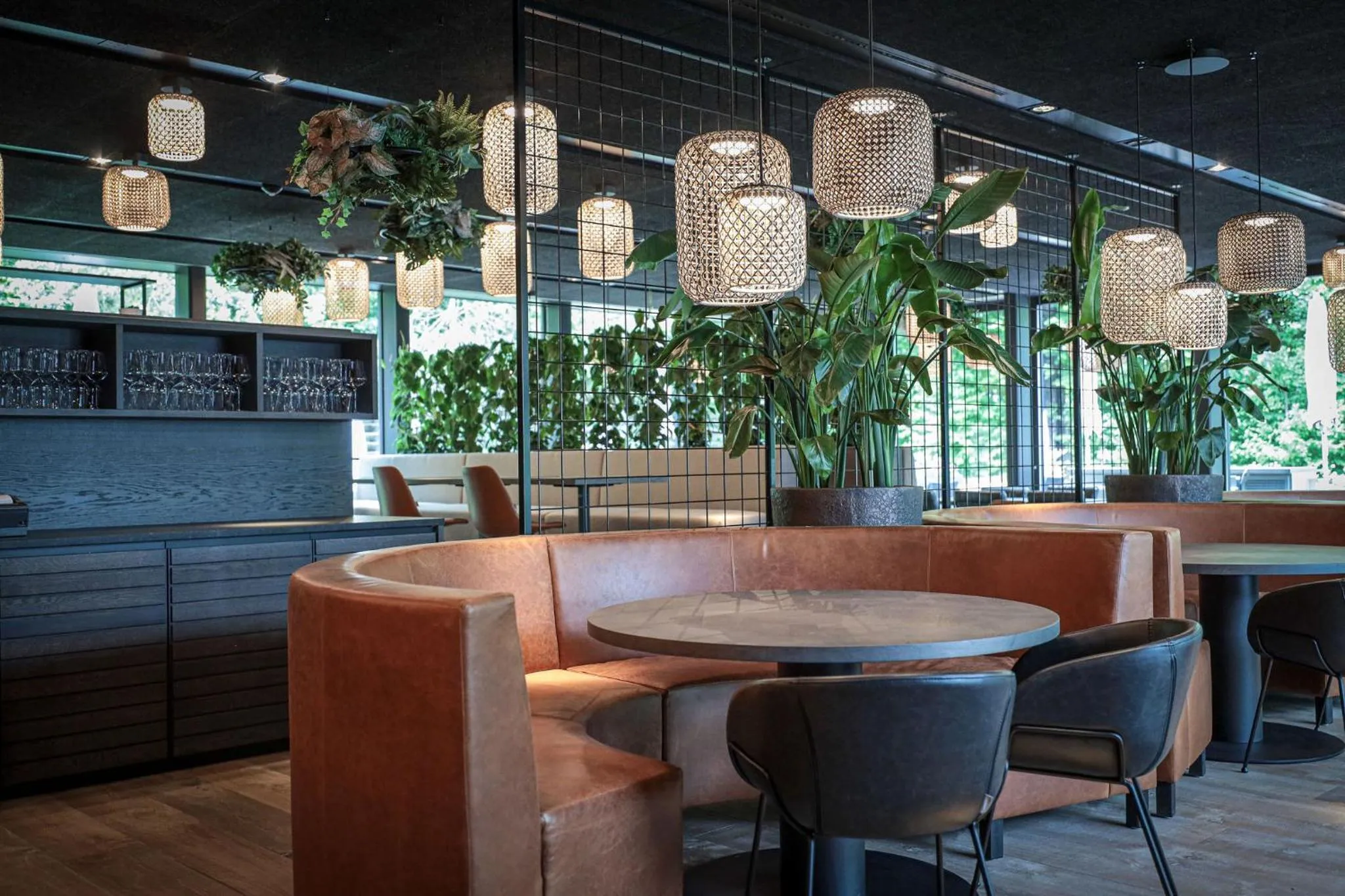 Restaurant/places to eat in Revier Hotel Säntispark