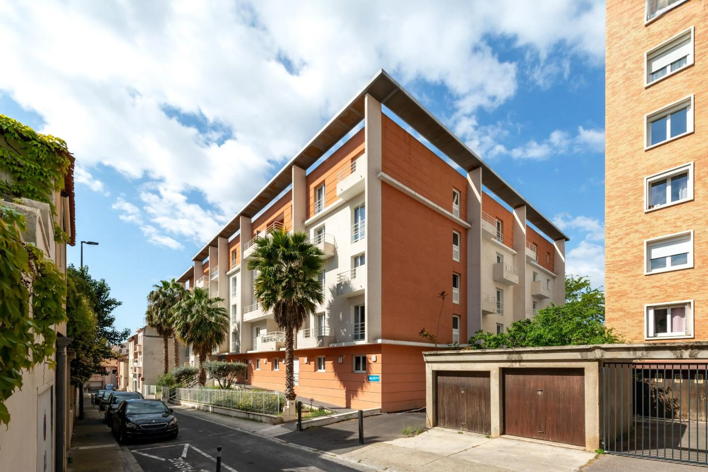 Property building in Zenitude Hôtel-Résidences Béziers Centre