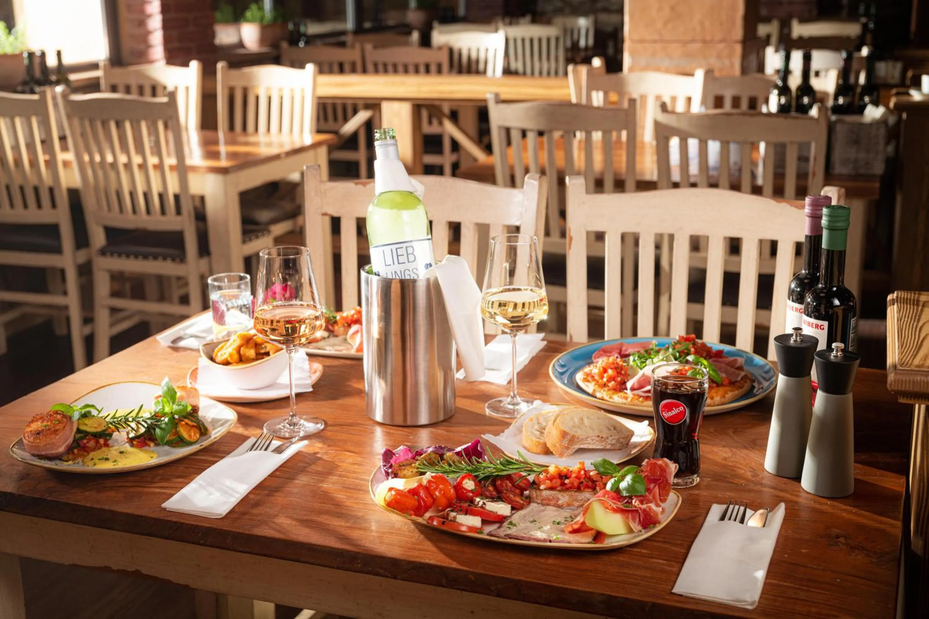 Restaurant/places to eat in Ferien- und Freizeitpark Weissenhäuser Strand