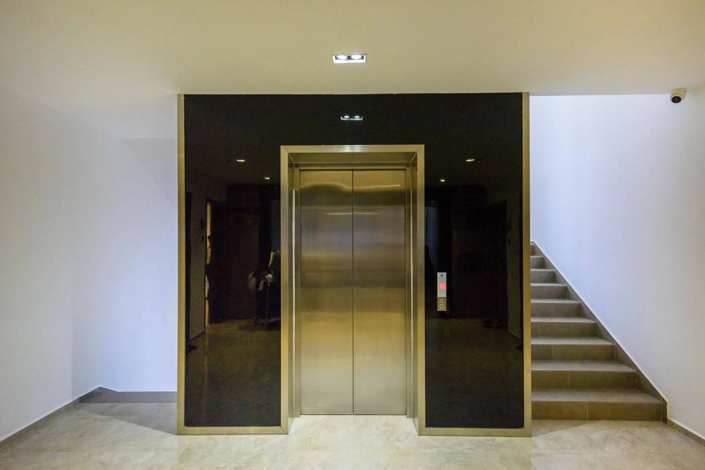 Area and facilities in Mansion 51 Hotel & Apartment