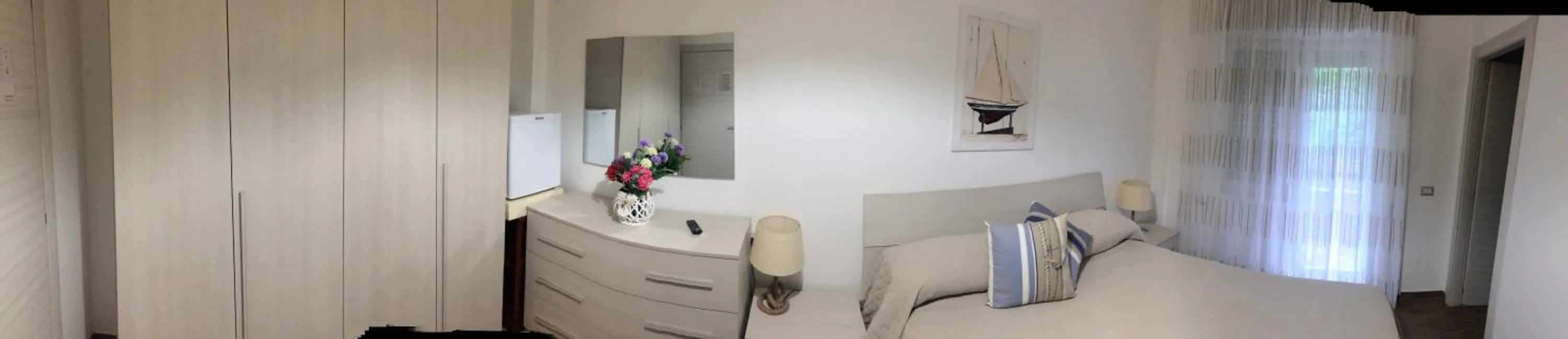 Photo of the whole room in B&B LINEABLU