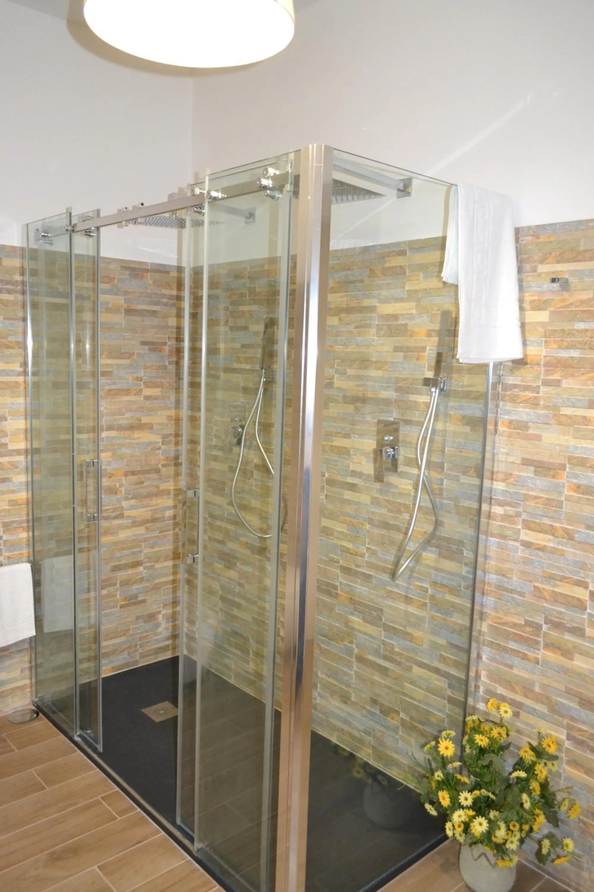 Bathroom in B&B LINEABLU