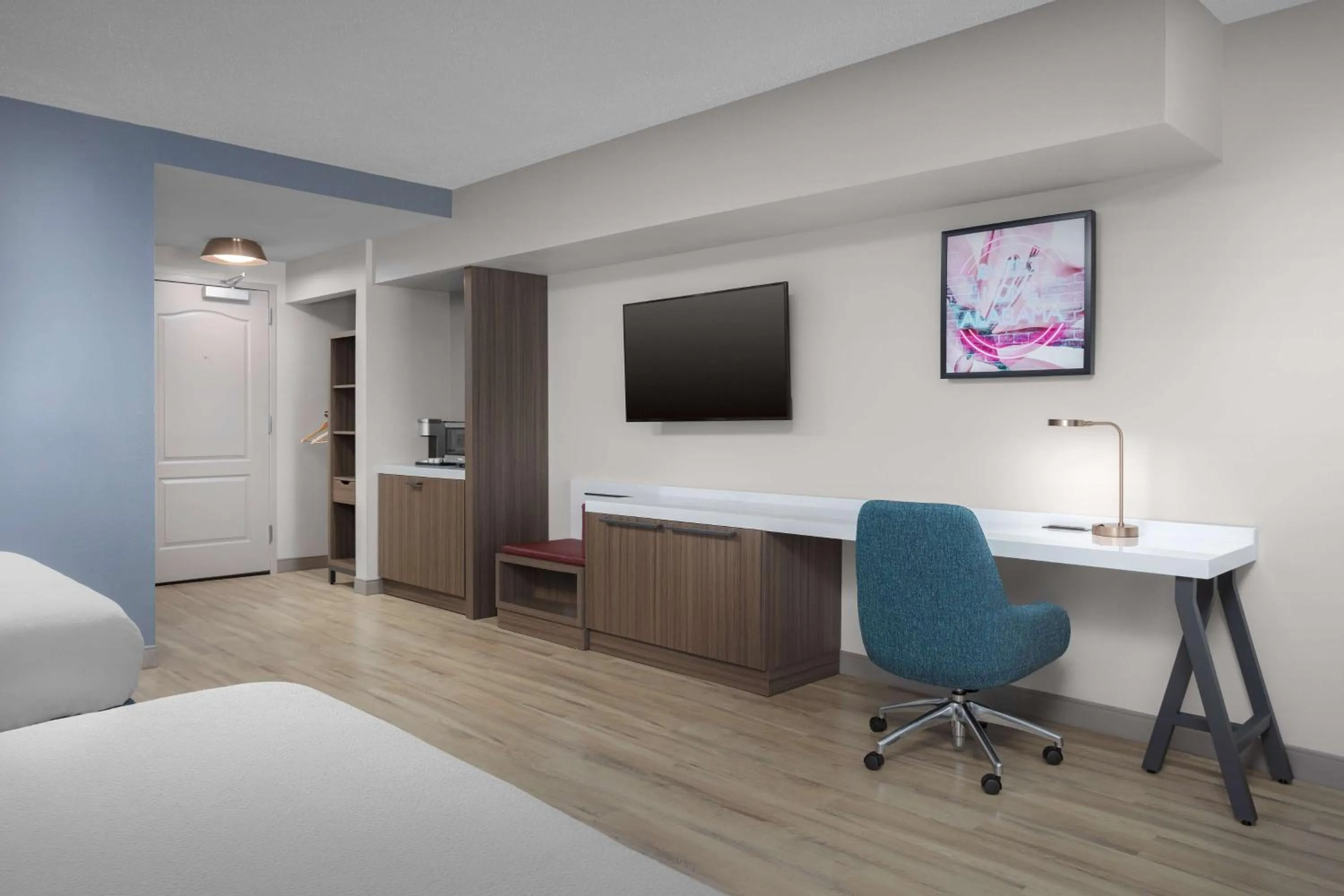 Bedroom, Bed in Hilton Garden Inn Tuscaloosa