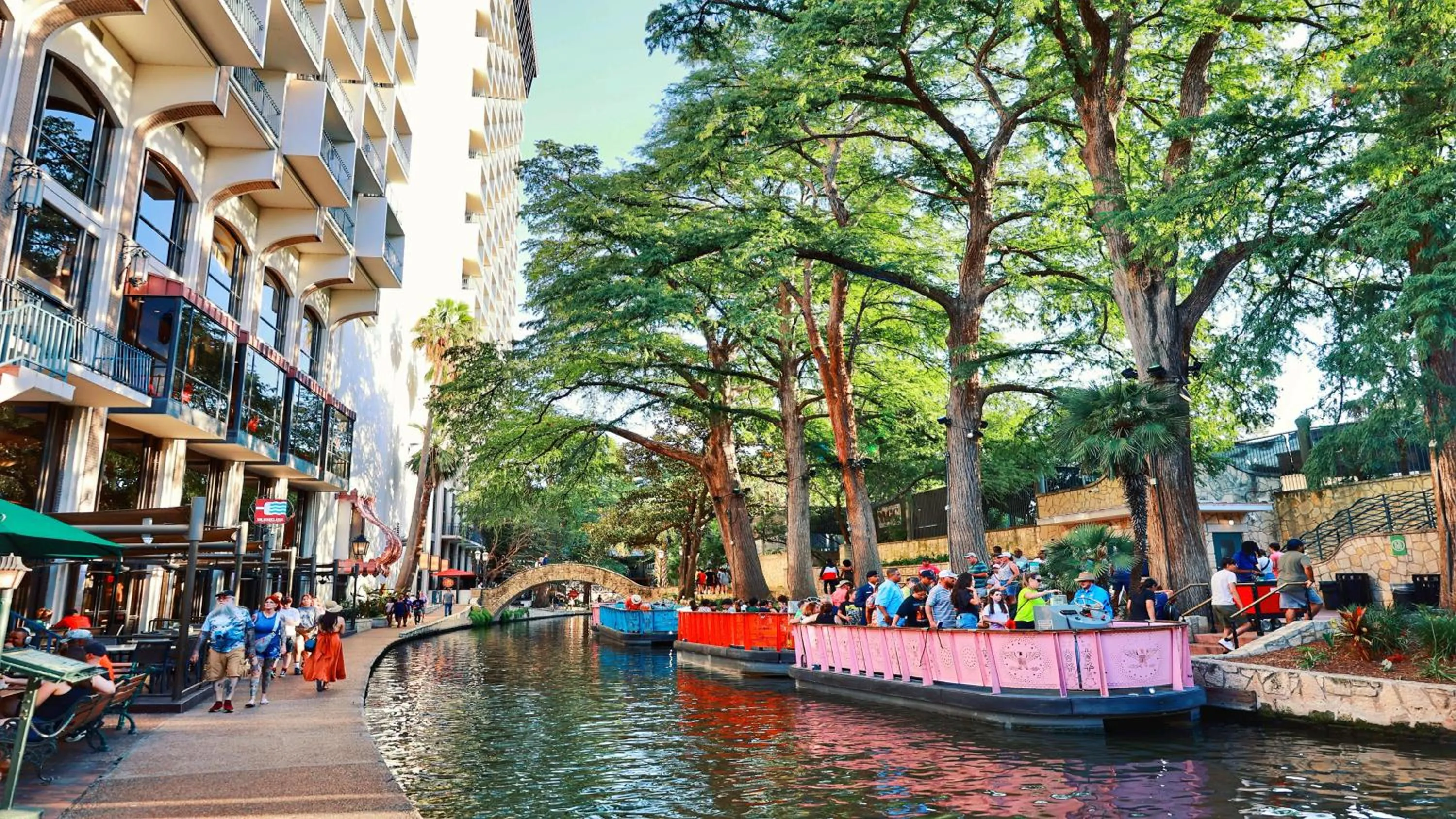 Nearby landmark in Holiday Inn Express Hotel & Suites San Antonio - Rivercenter Area by IHG