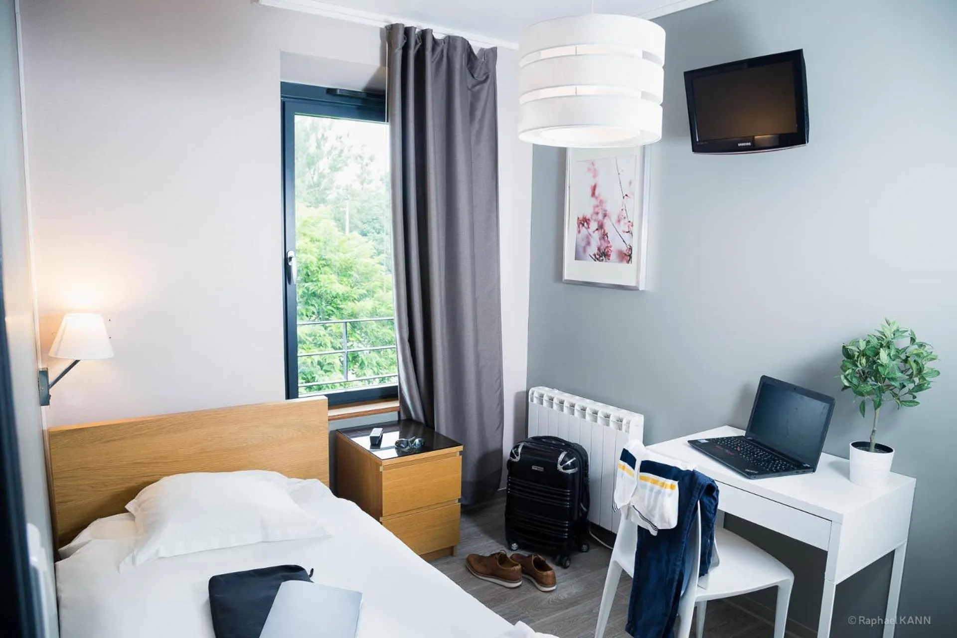 Single Room in Domaine de Garabaud