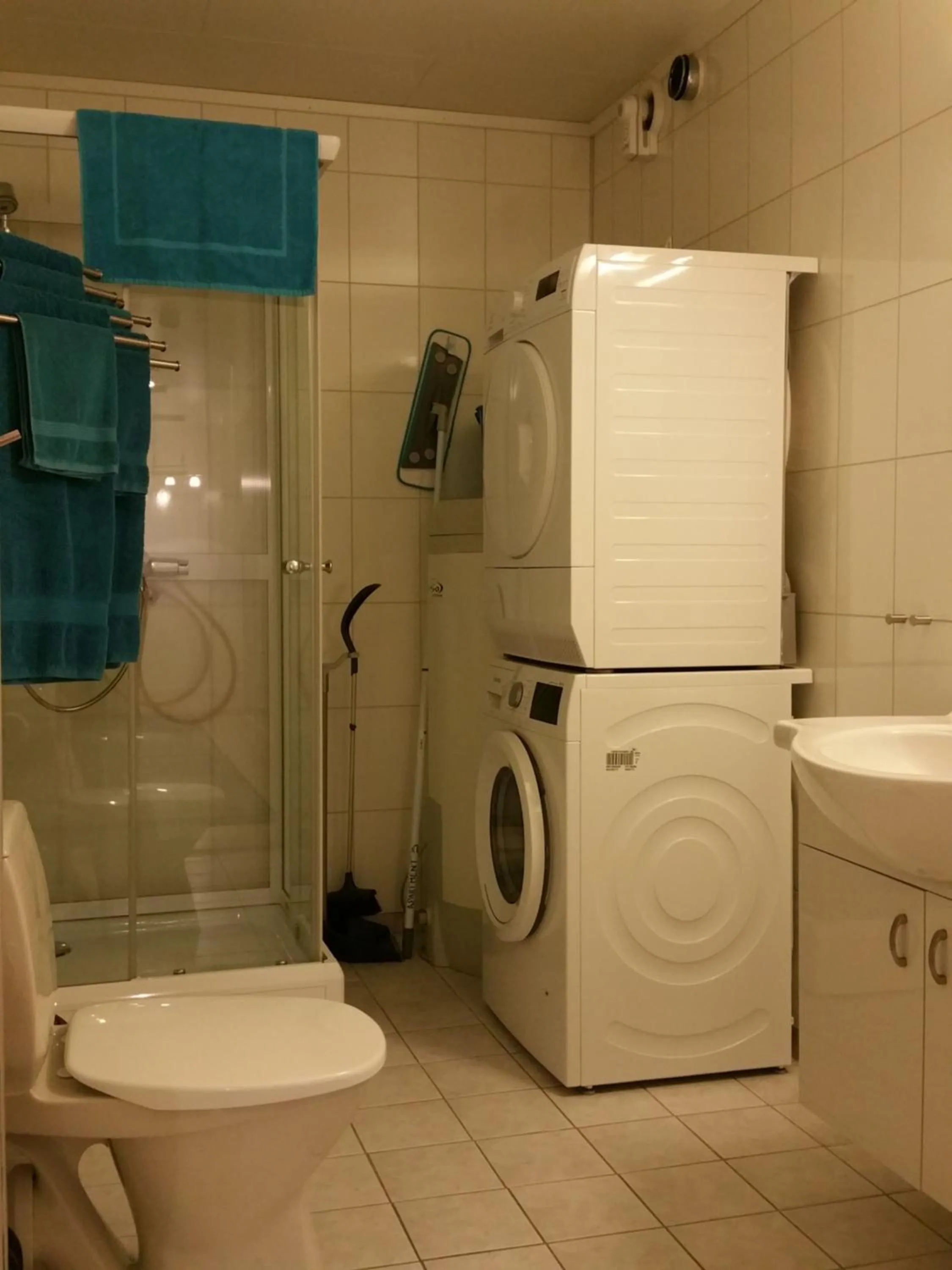 Bathroom in Hansnes Havfiske