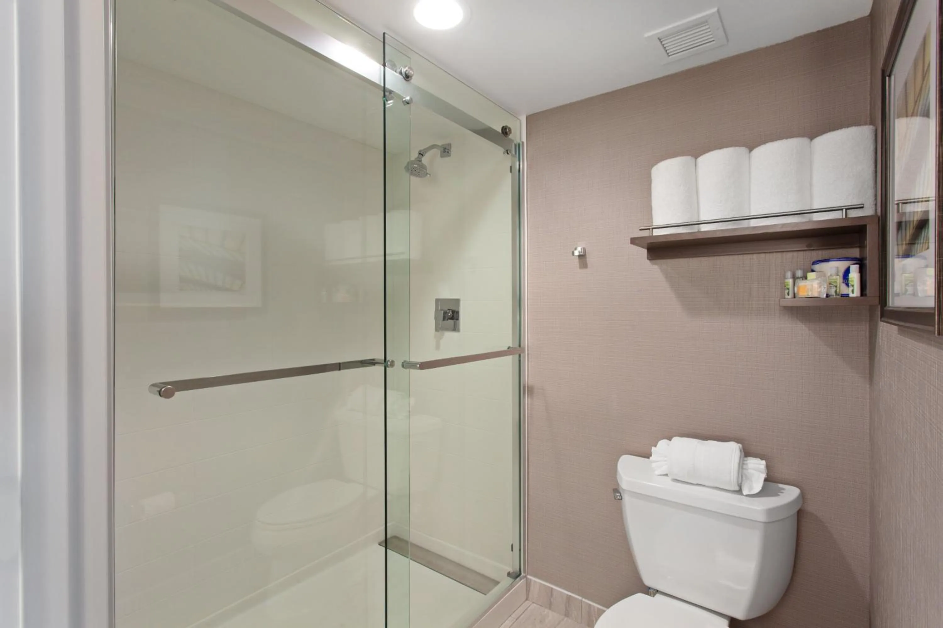 Bathroom in Holiday Inn Diamond Bar - Pomona by IHG
