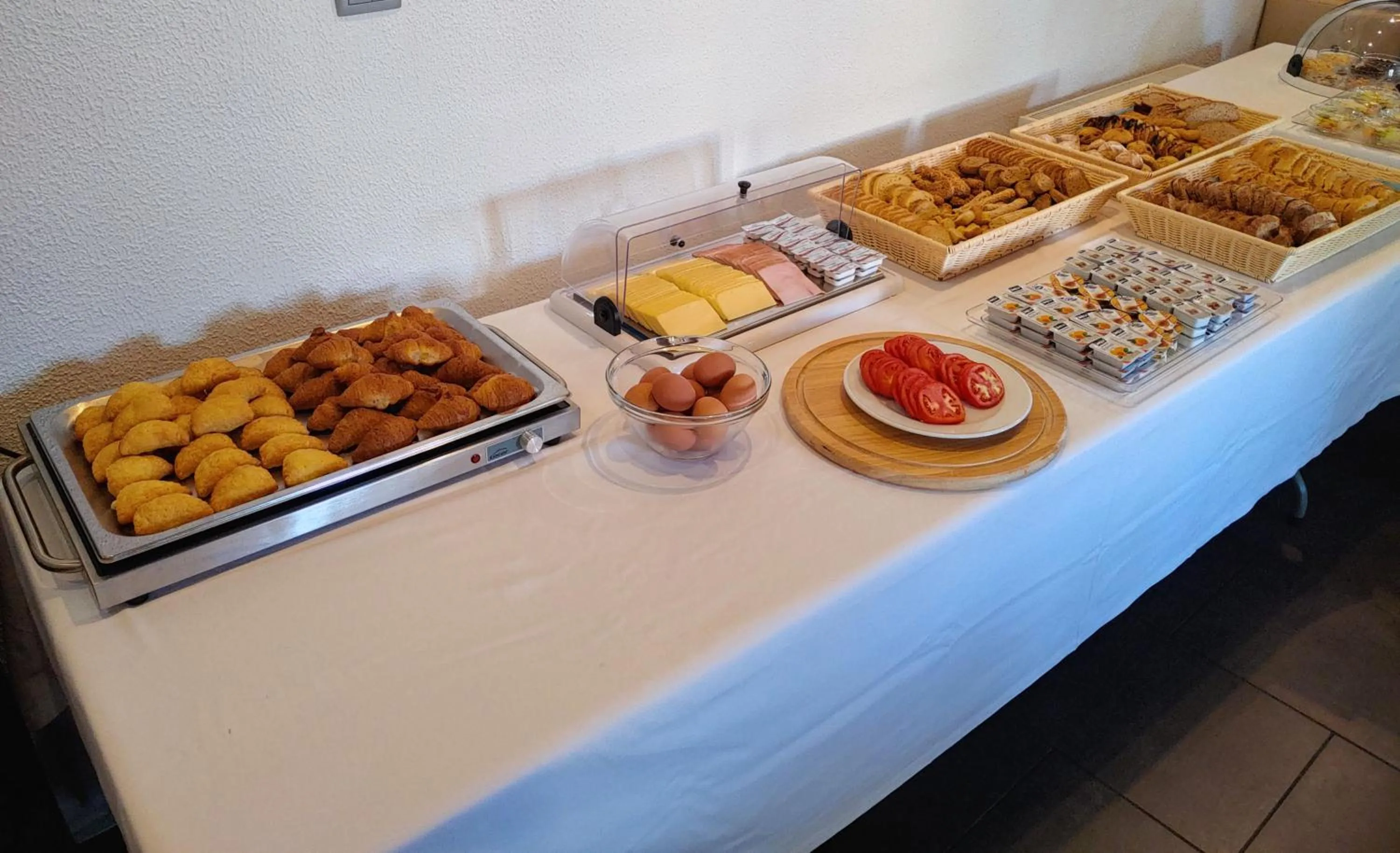 Breakfast in Aposperides Hotel