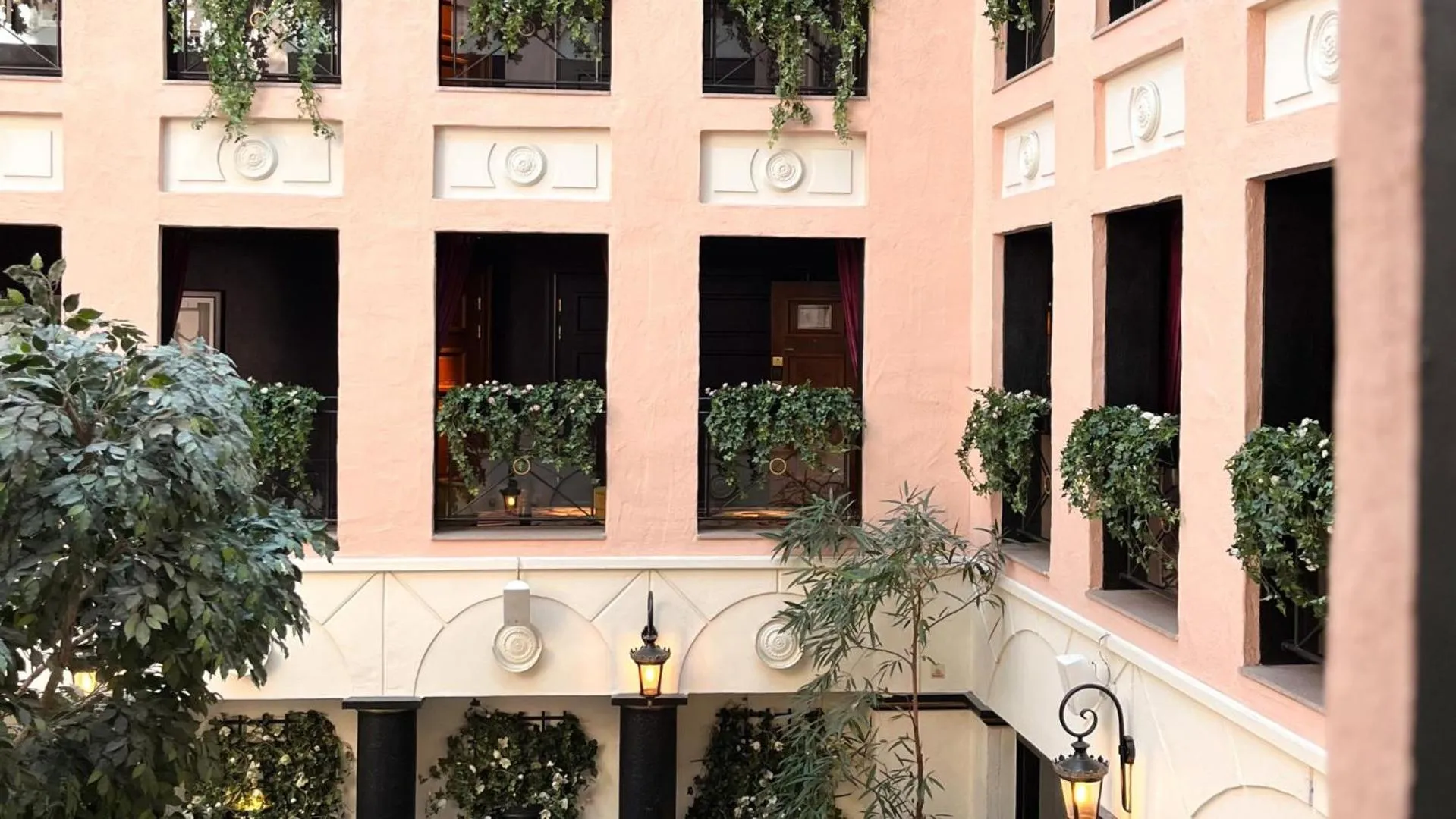 Property building in MJ's