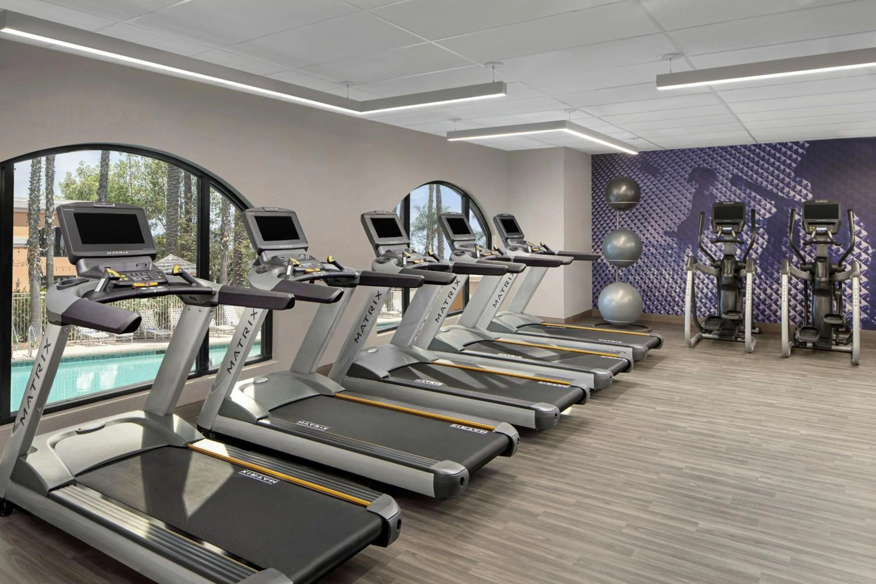 Fitness centre/facilities in Delta Hotels by Marriott Anaheim Garden Grove