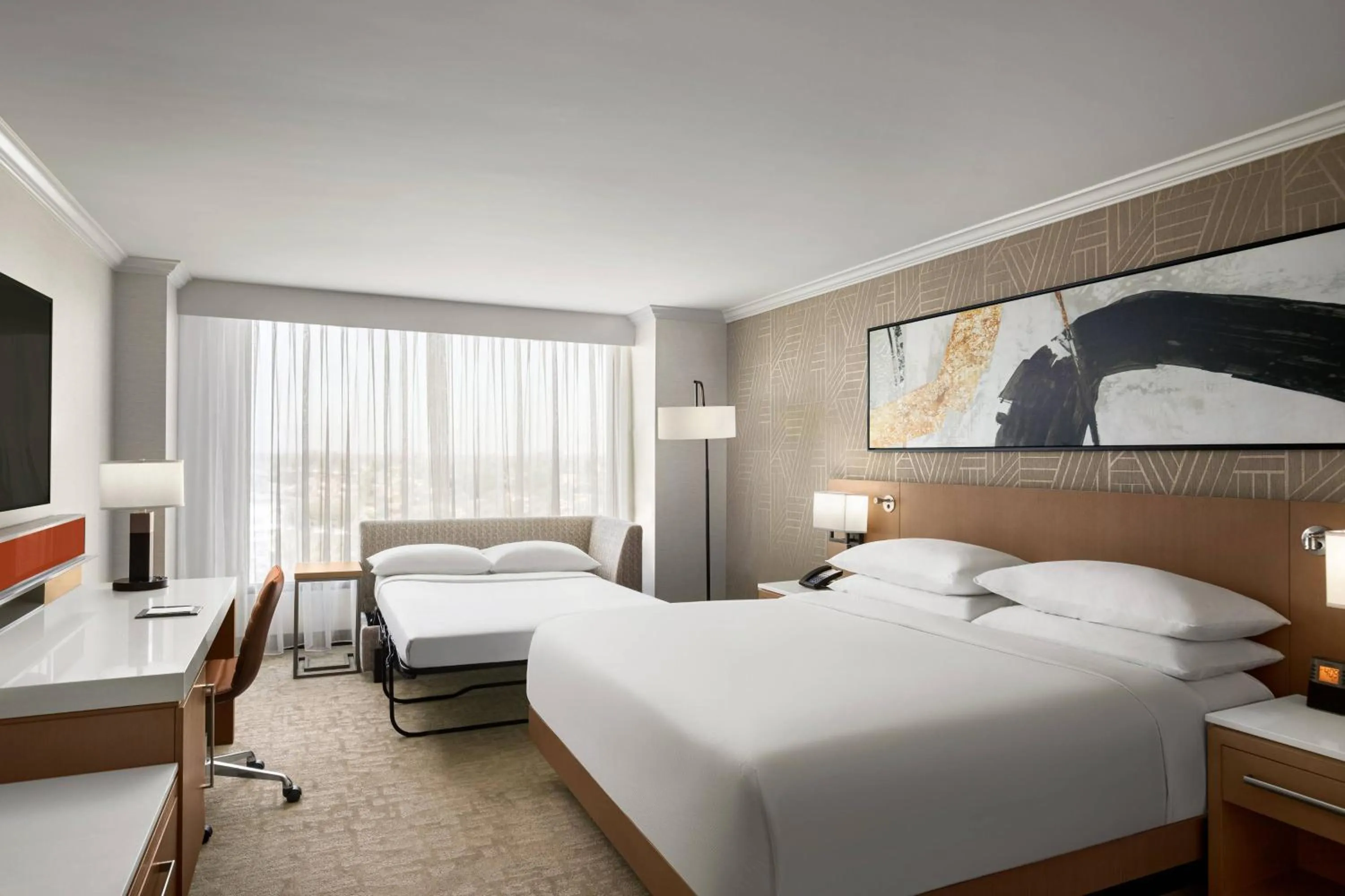 Photo of the whole room, Bed in Delta Hotels by Marriott Anaheim Garden Grove