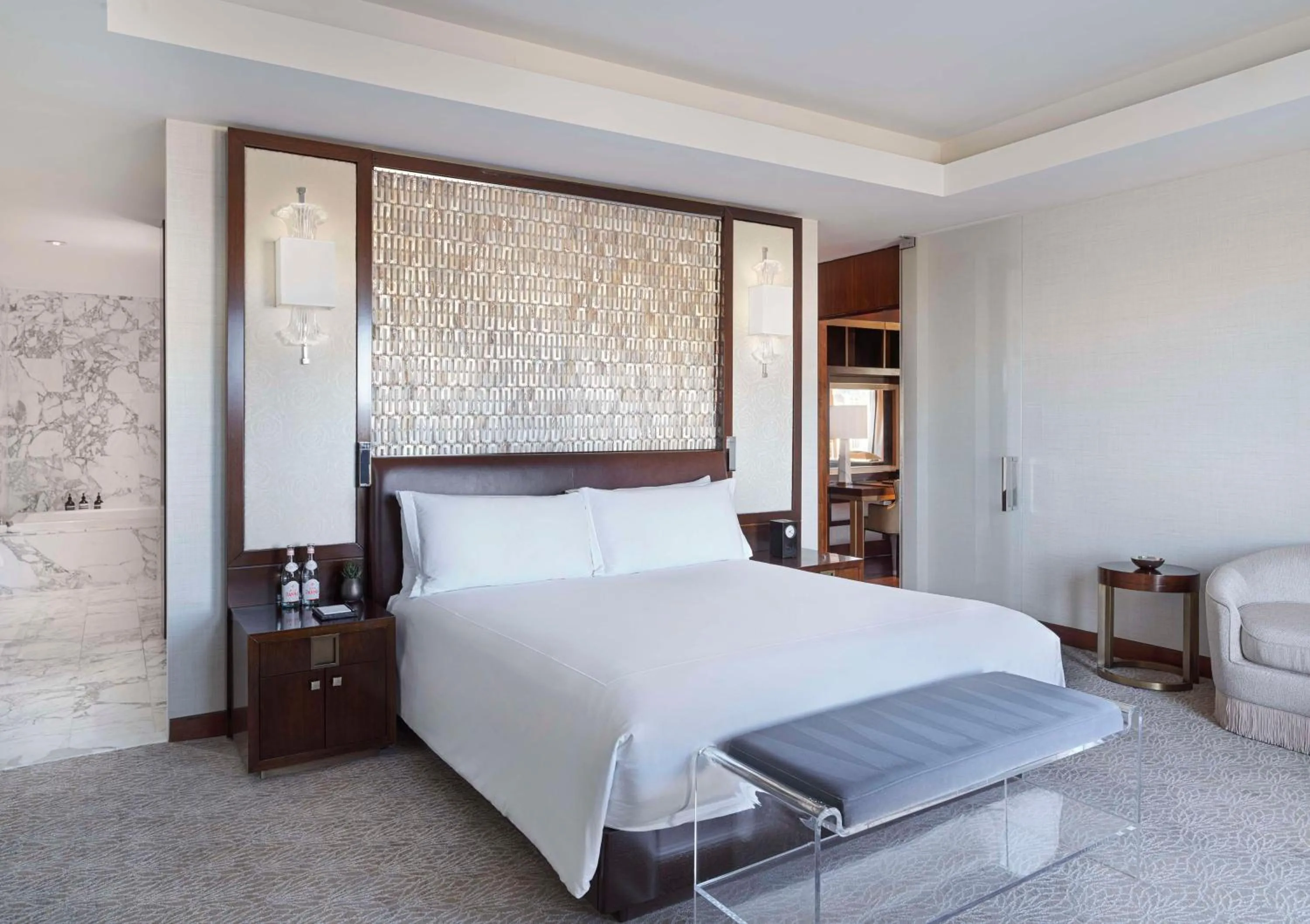 Bed in Waldorf Astoria Las Vegas