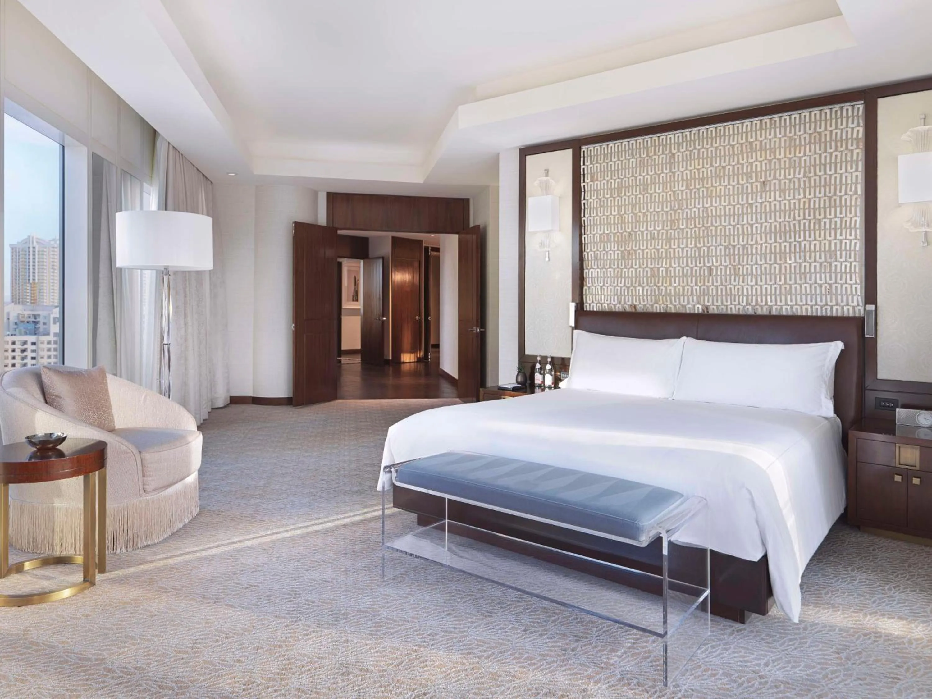 Photo of the whole room, Bed in Waldorf Astoria Las Vegas