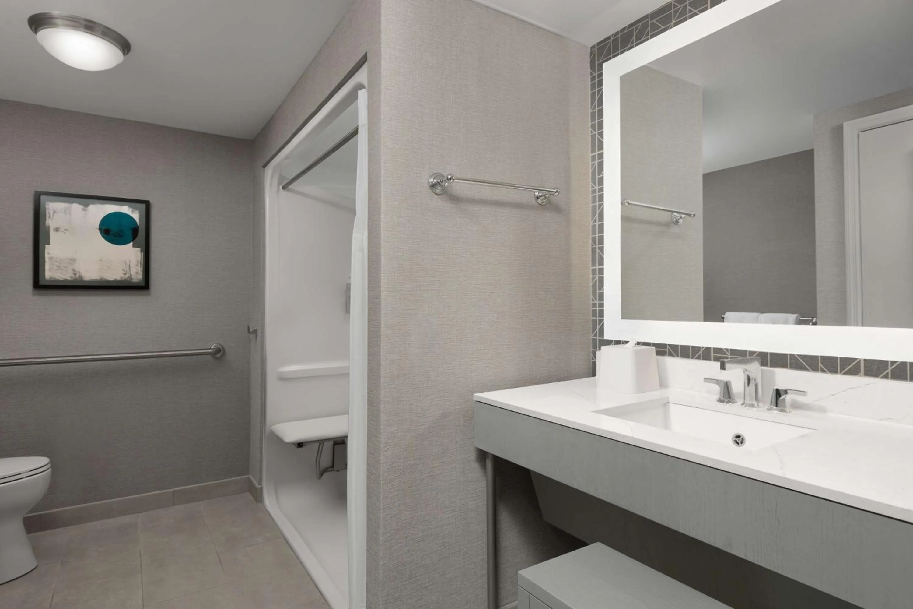 Bathroom in Homewood Suites by Hilton Reading-Wyomissing