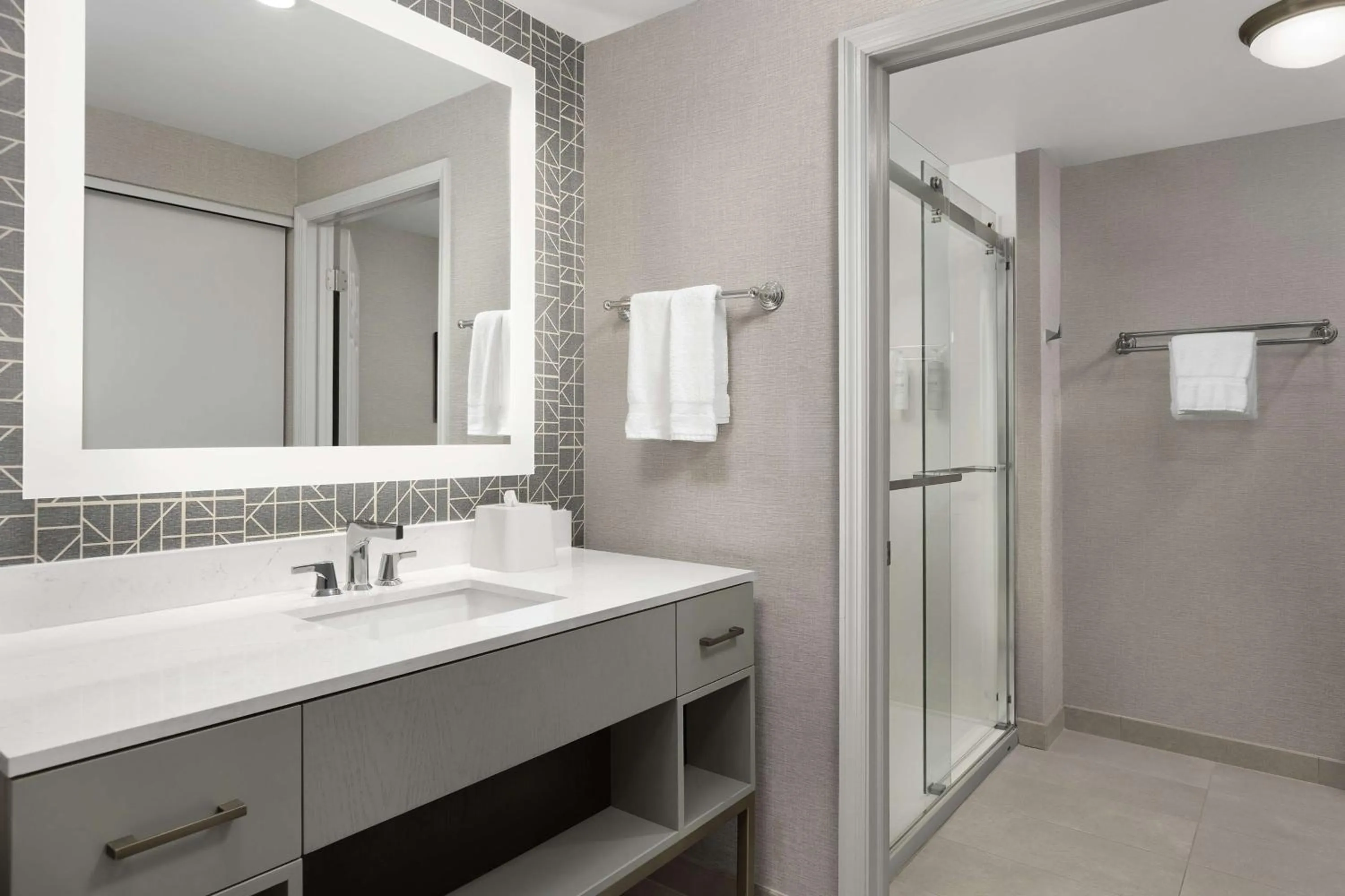Bathroom in Homewood Suites by Hilton Reading-Wyomissing