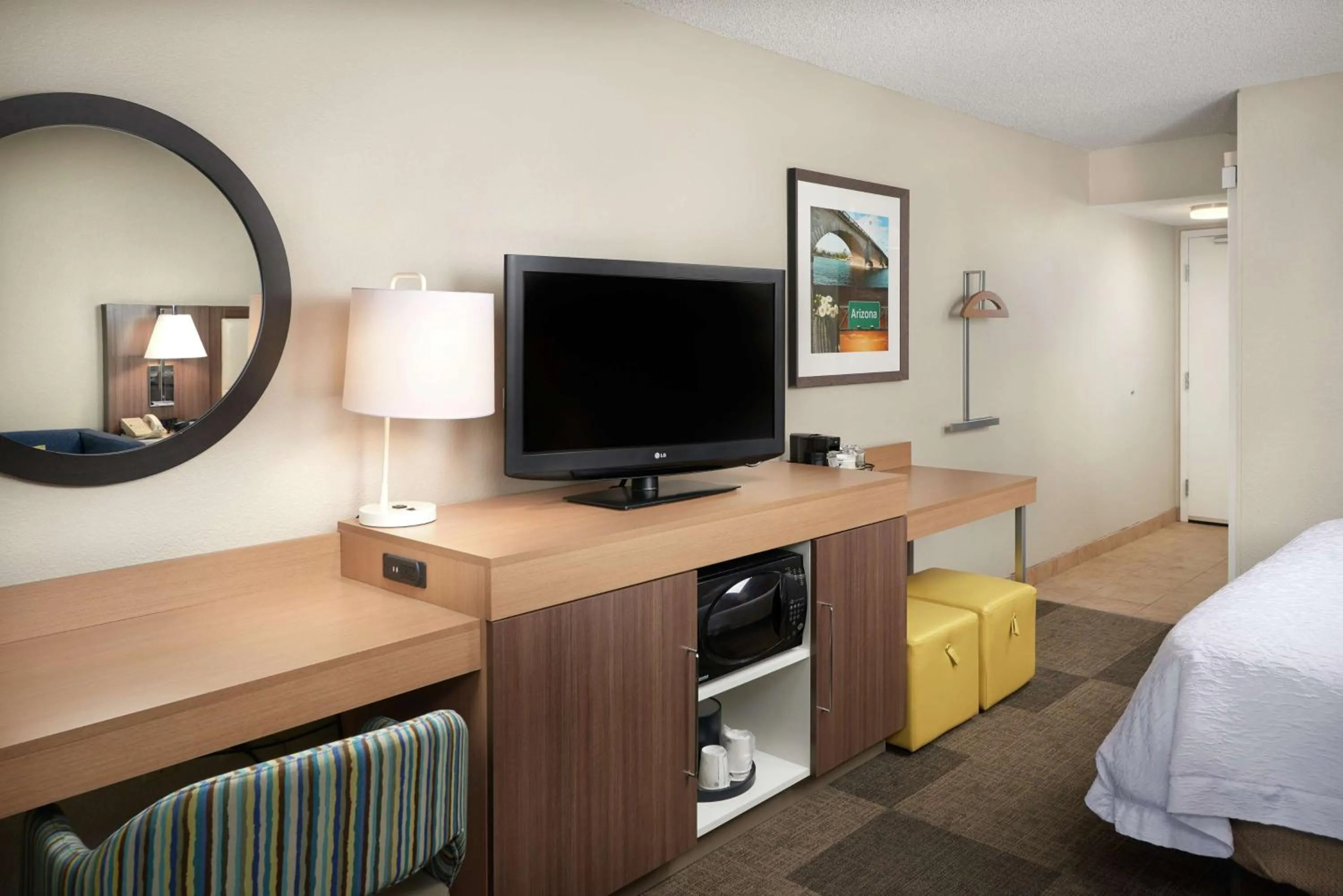 Bedroom, Bed in Hampton Inn Lake Havasu City