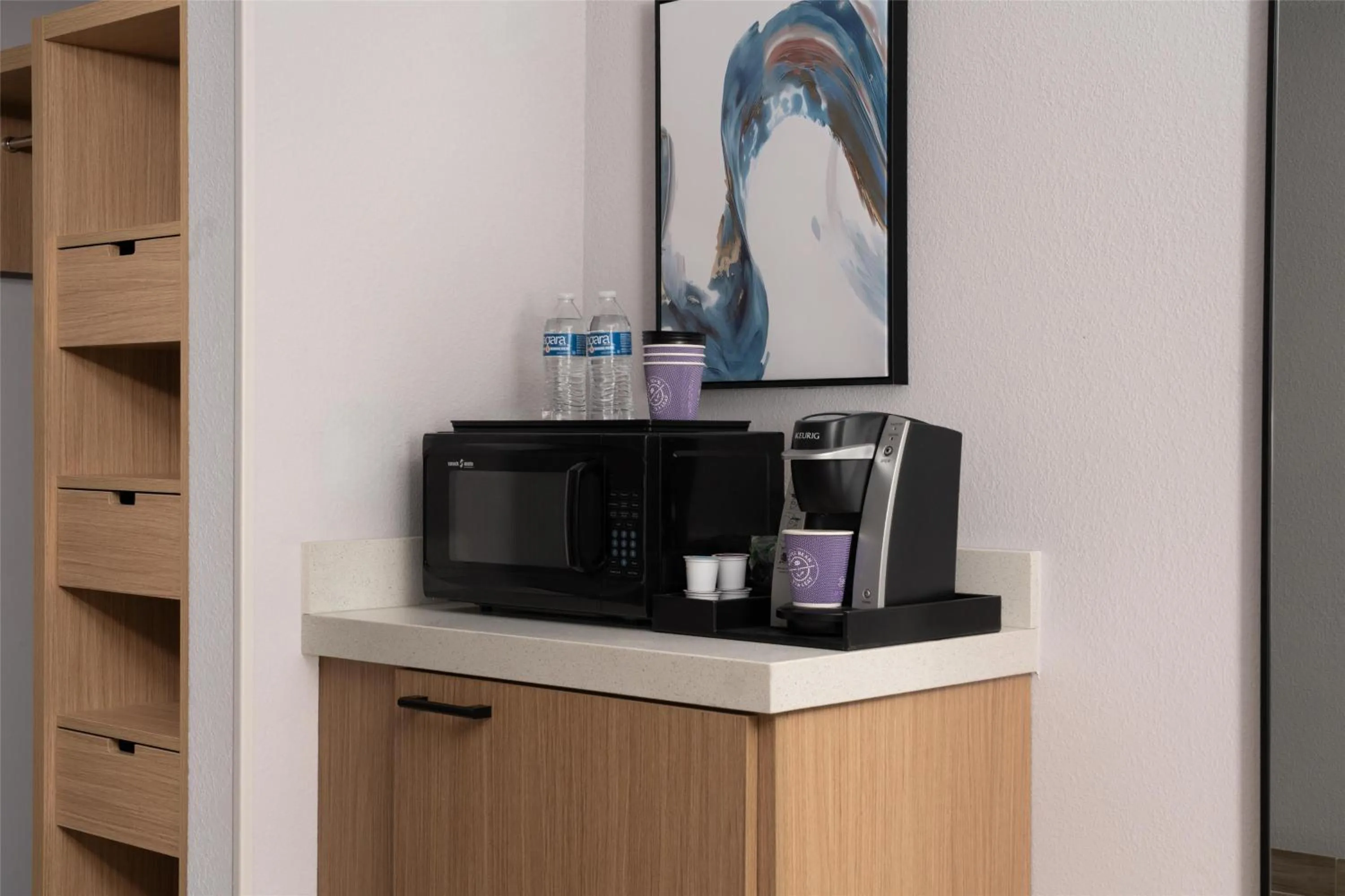 Photo of the whole room in Hilton Garden Inn Richmond South/Southpark