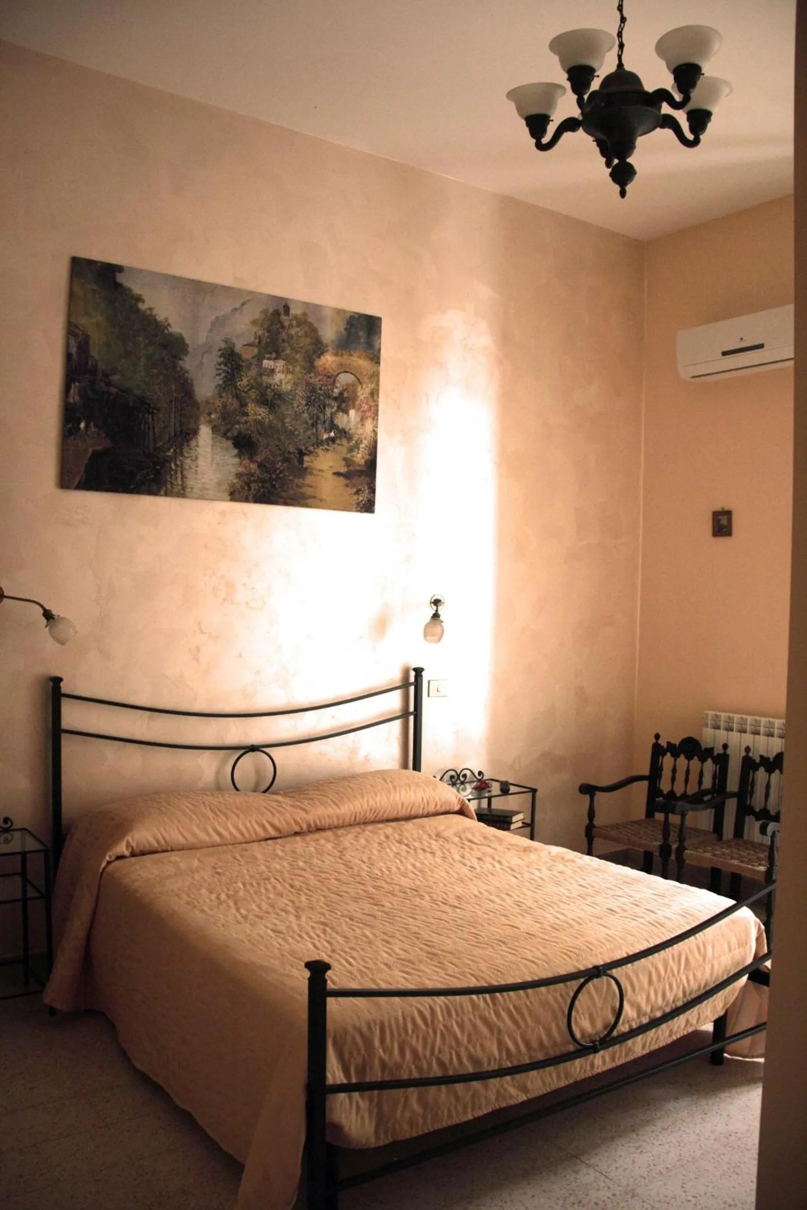 Bedroom in Domus Cicerone