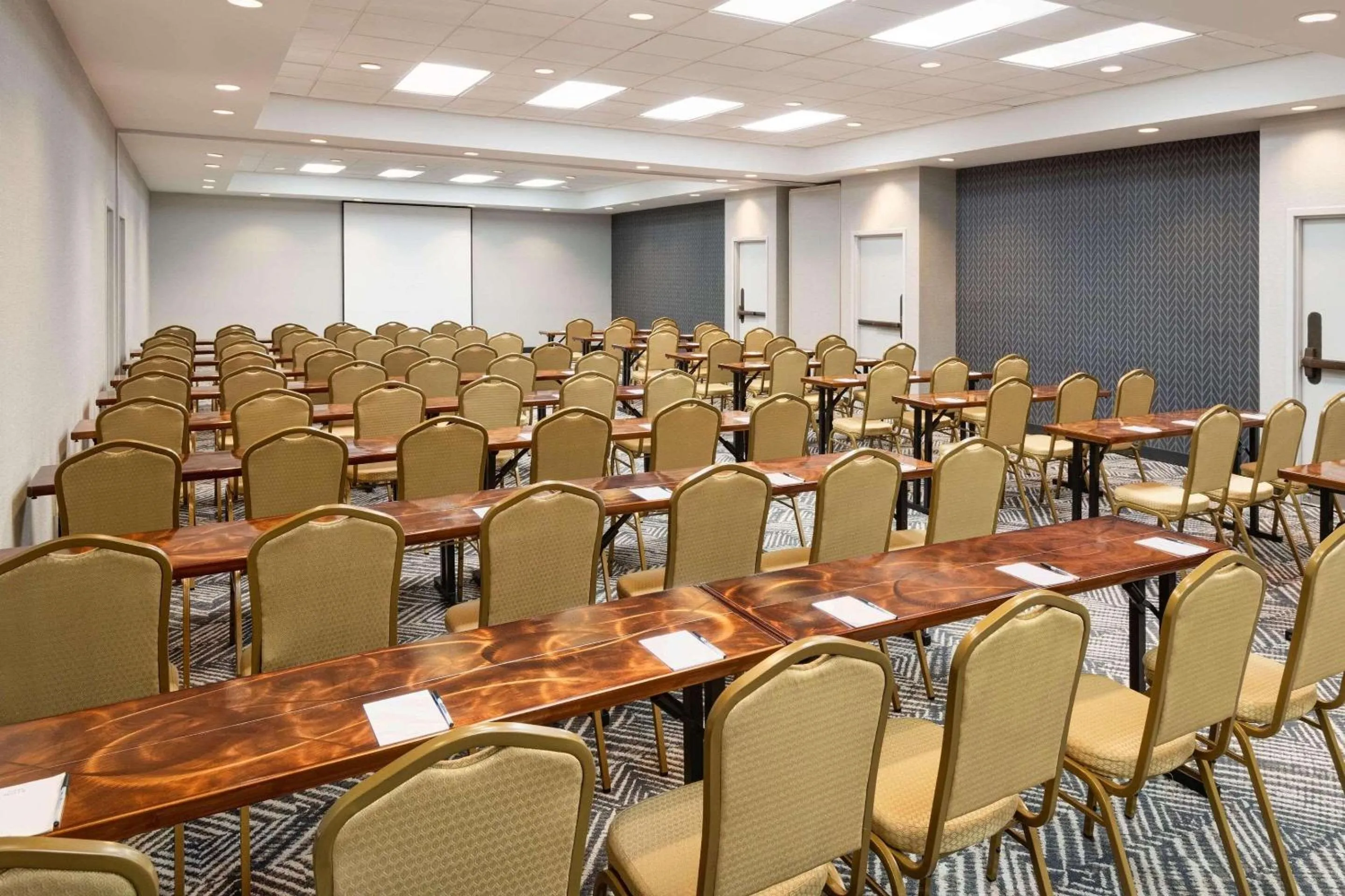 Meeting/conference room in Radisson Hotel Nashville Airport