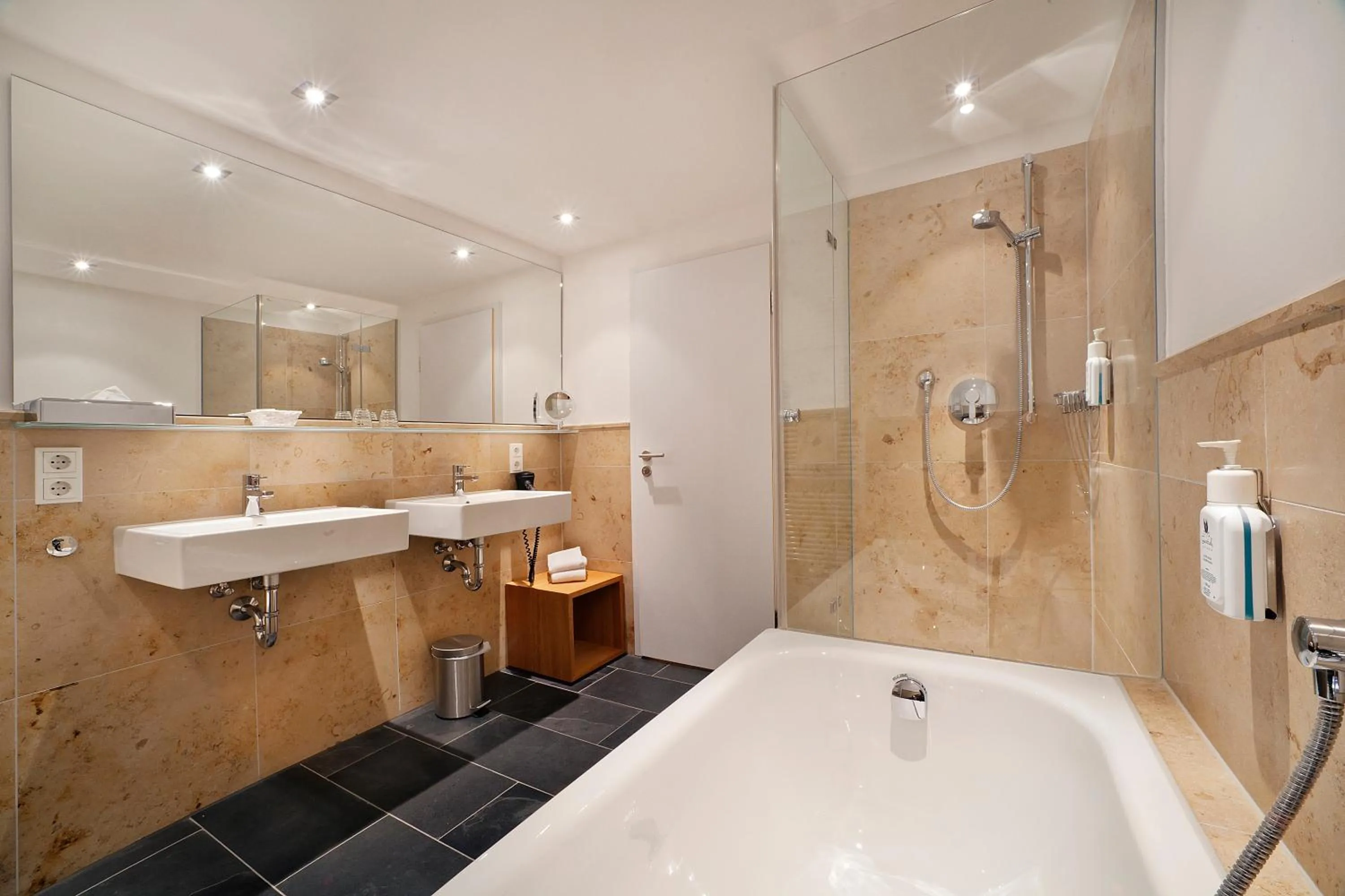 Bathroom in AKZENT Brauerei Hotel Hirsch