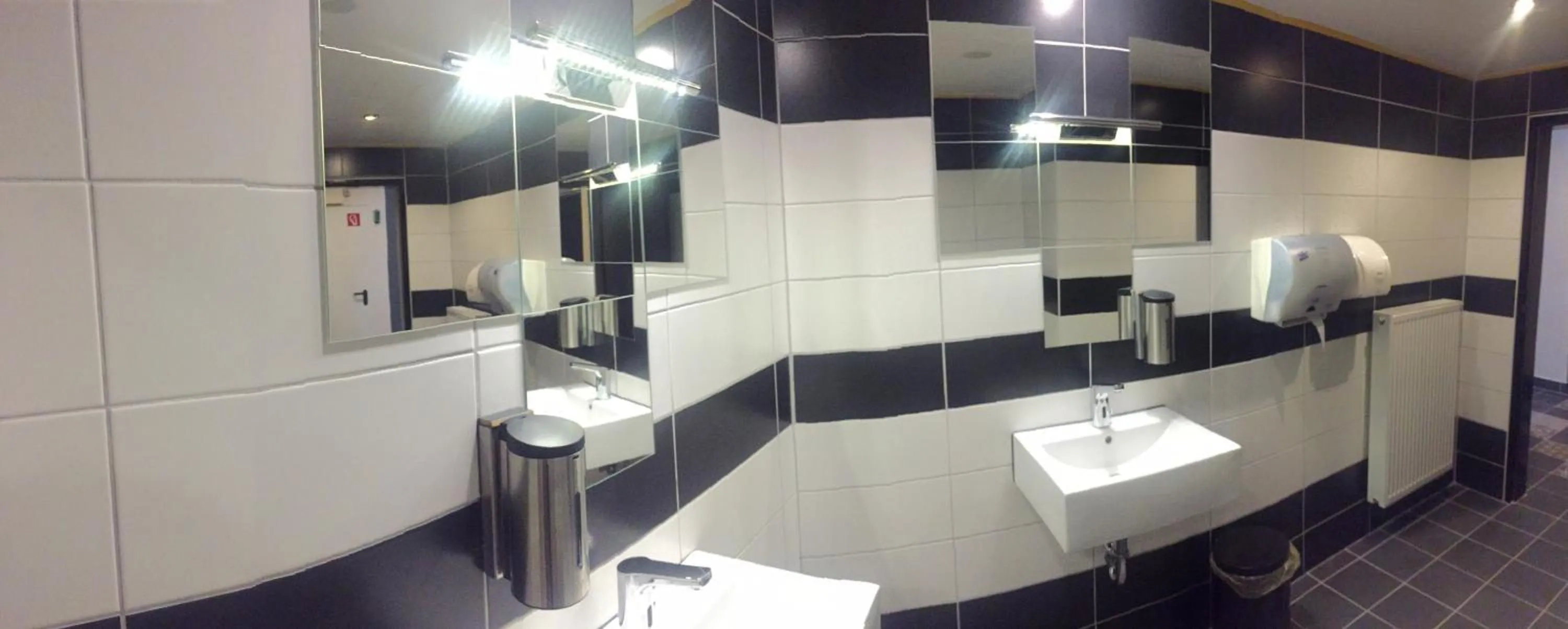 Bathroom in Rheinhotel Lilie