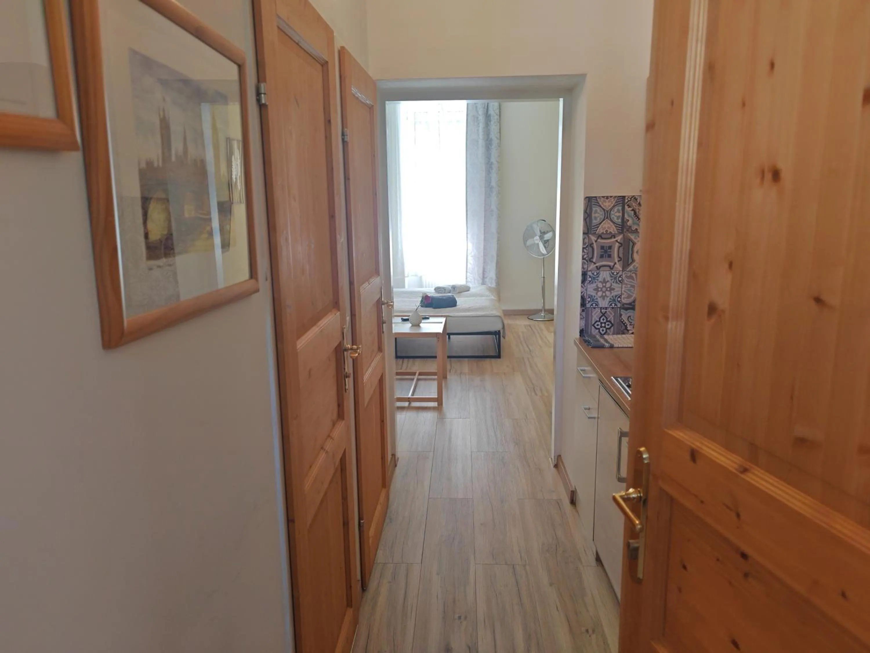 wardrobe in Leopoldauer Apartment