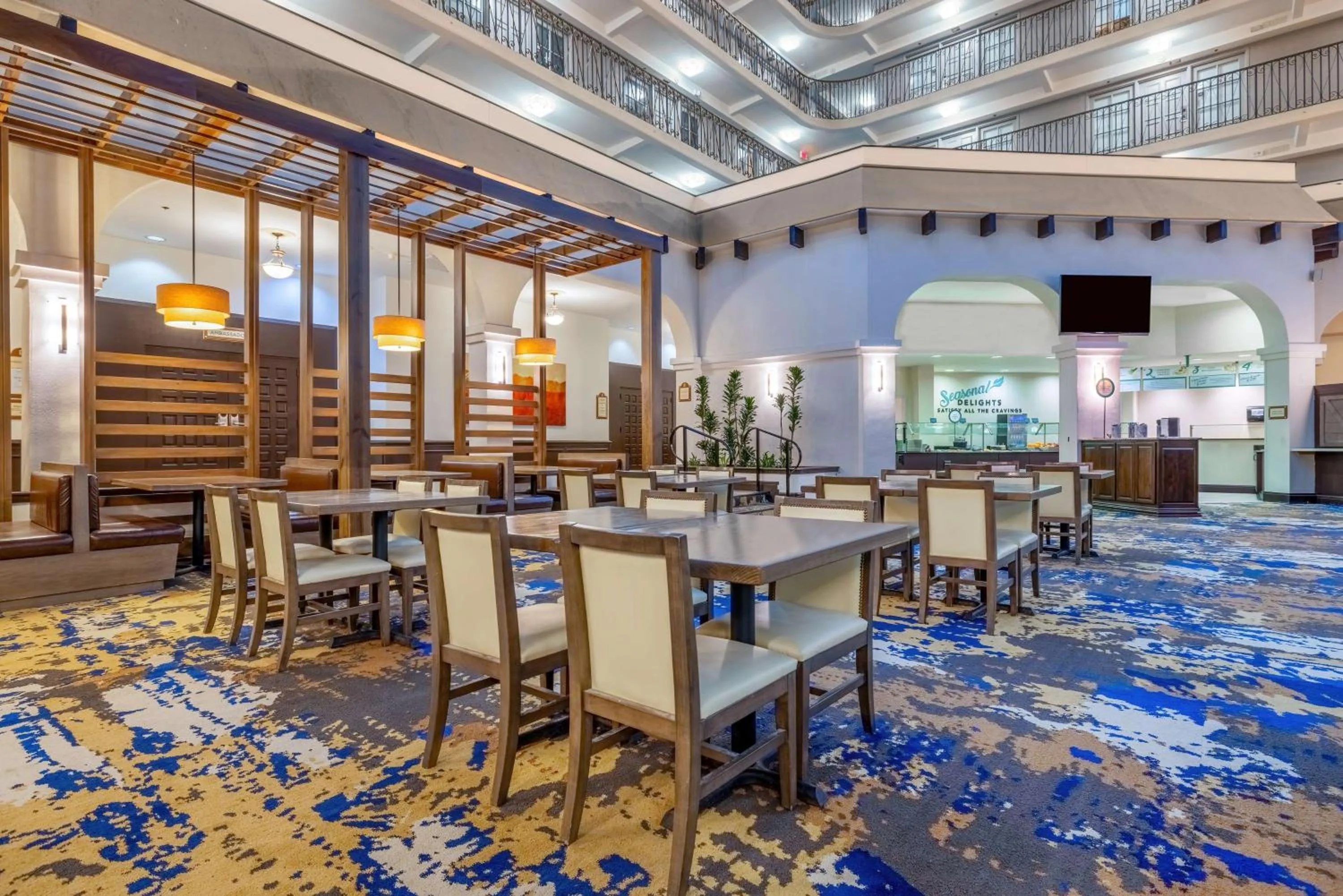 Lobby or reception in Embassy Suites by Hilton Tulsa I-44