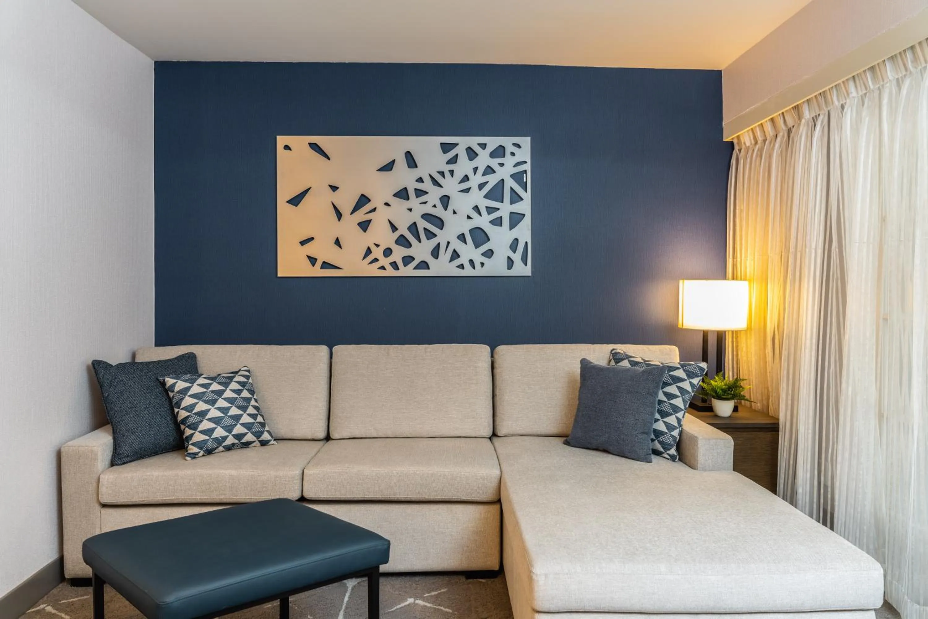 Embassy Suites by Hilton Tulsa I-44