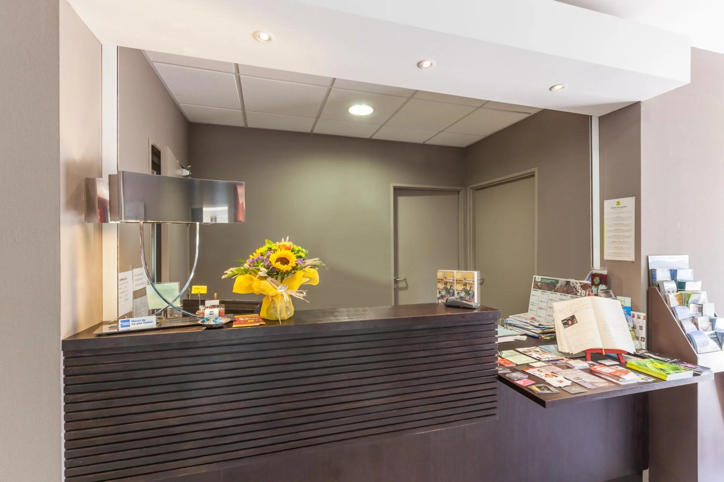 Lobby or reception in Hotel Alienor