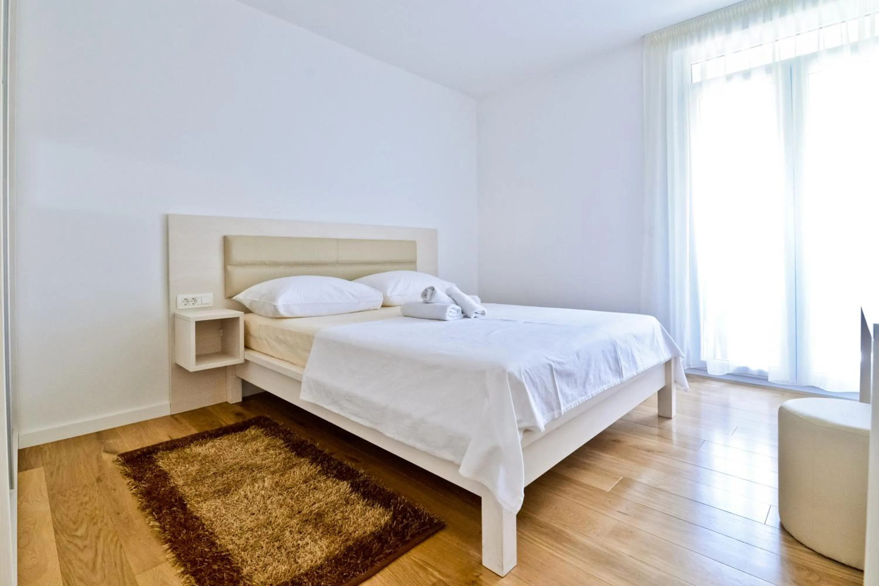 Bed in Apartment Domalu Old Town