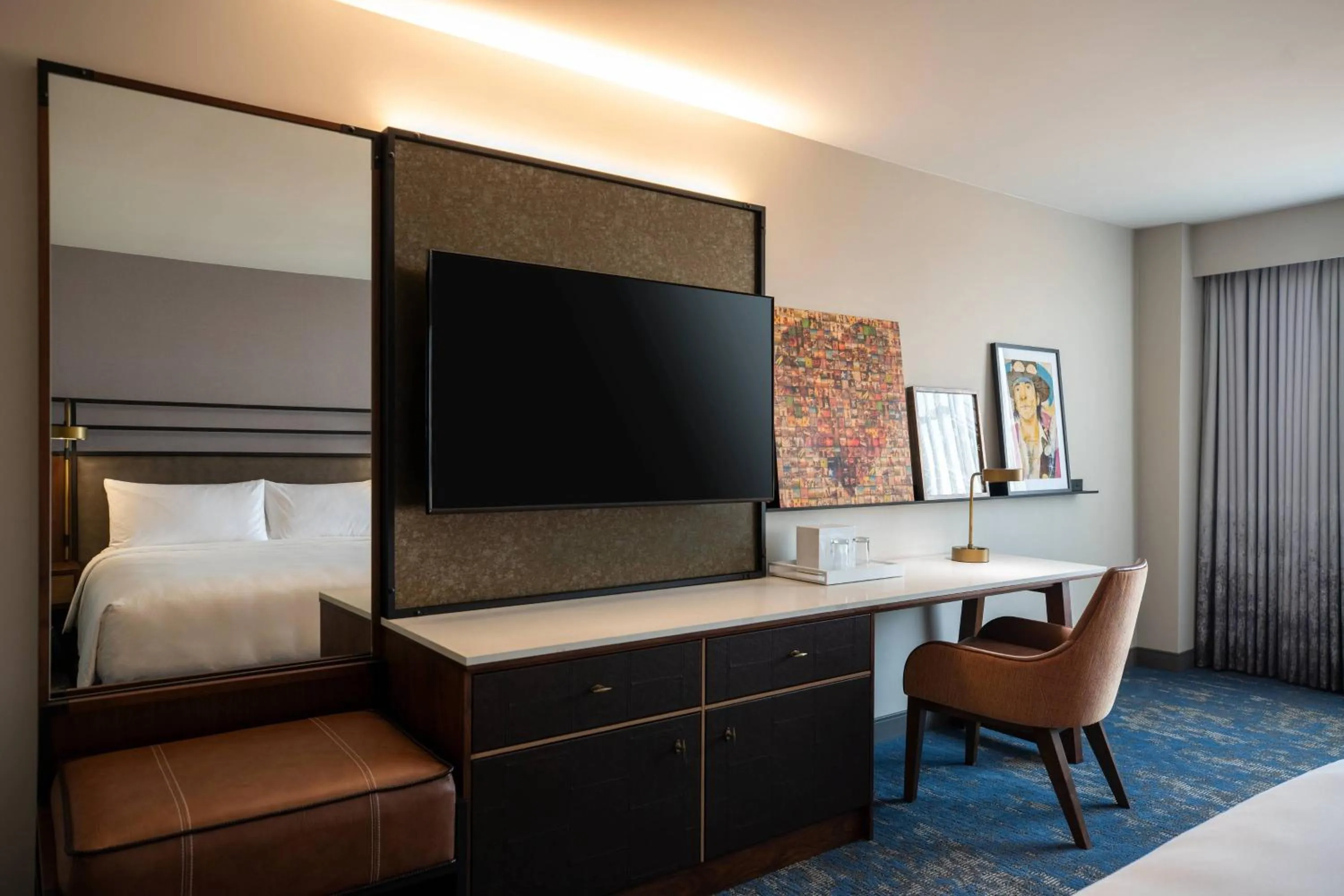 Deluxe King Room - High Floor in Renaissance Dallas Addison