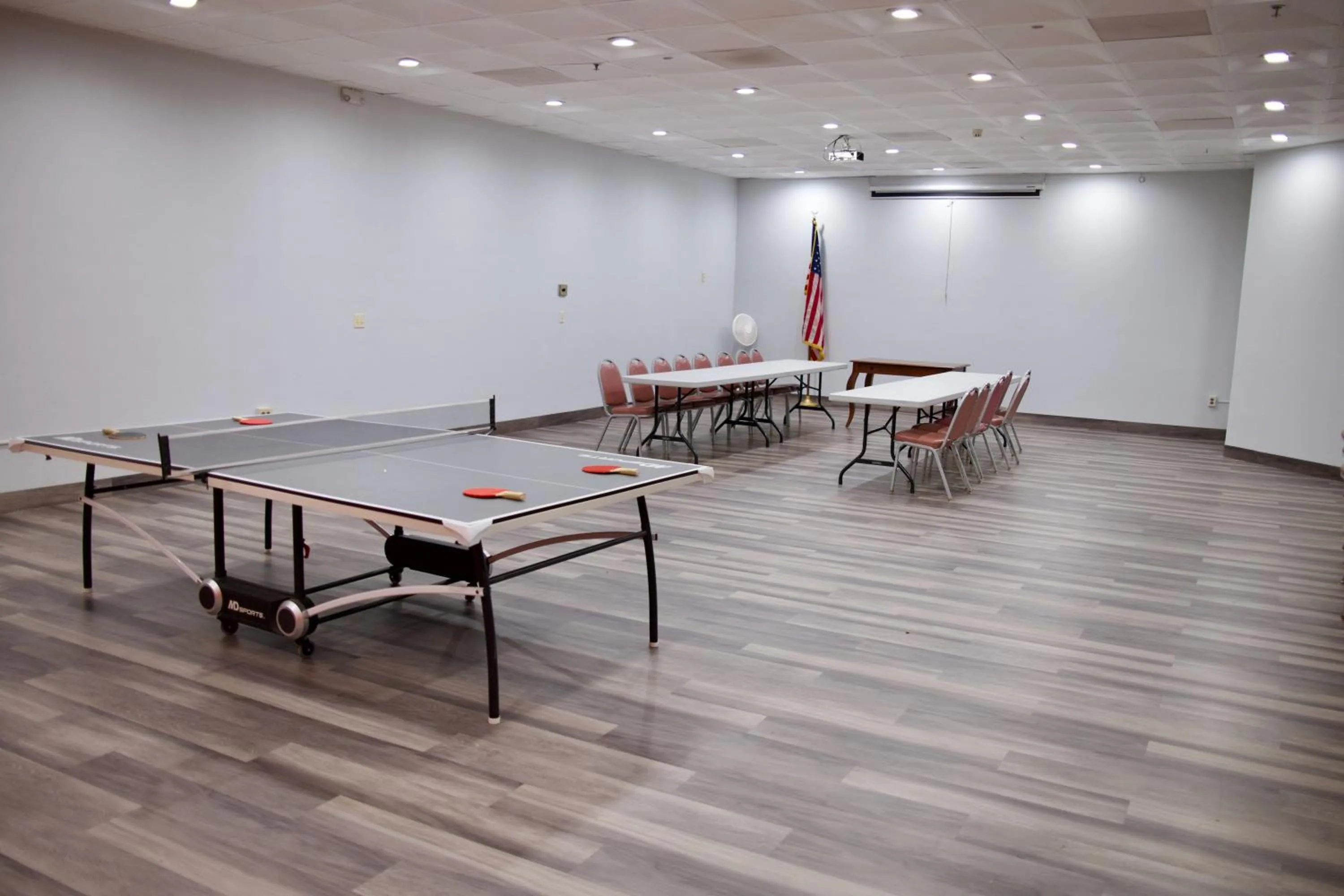 Meeting/conference room in Howard Johnson by Wyndham Lexington