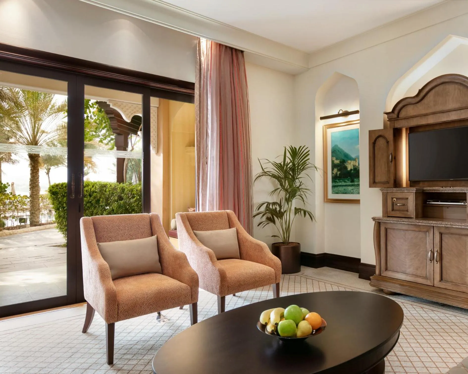 Living room in Shangri-La Qaryat Al Beri, Abu Dhabi