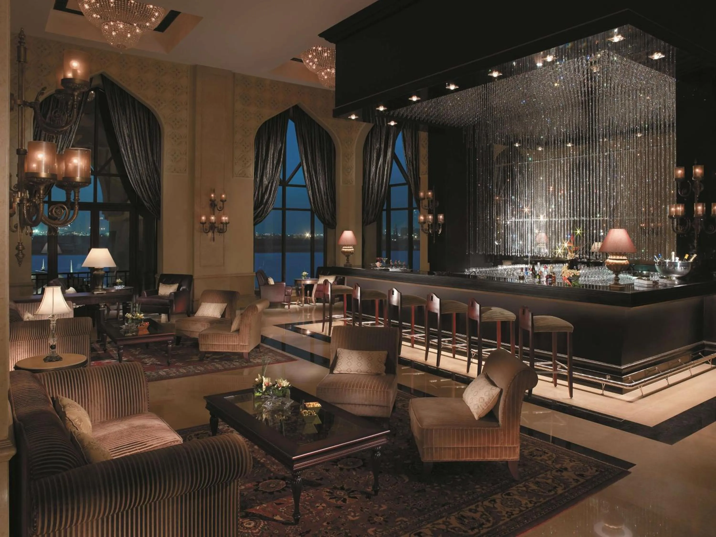 Lounge or bar in Shangri-La Qaryat Al Beri, Abu Dhabi