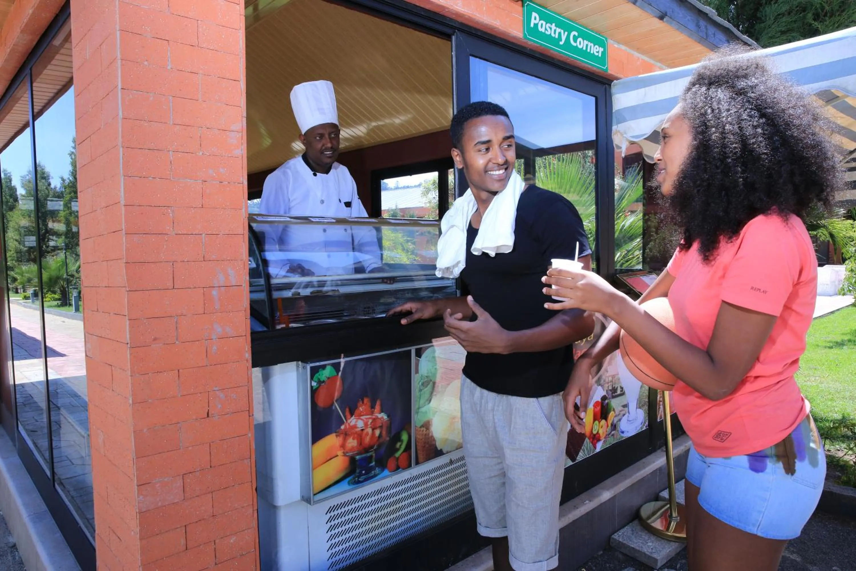 Restaurant/places to eat in Yaya Africa Athletics Village